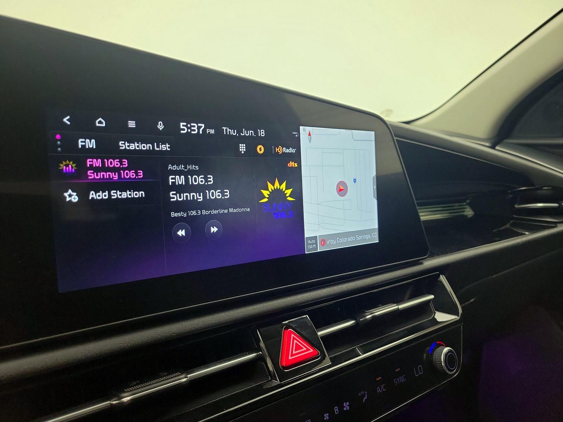 Thumbnail: 2023 Kia Niro - 16