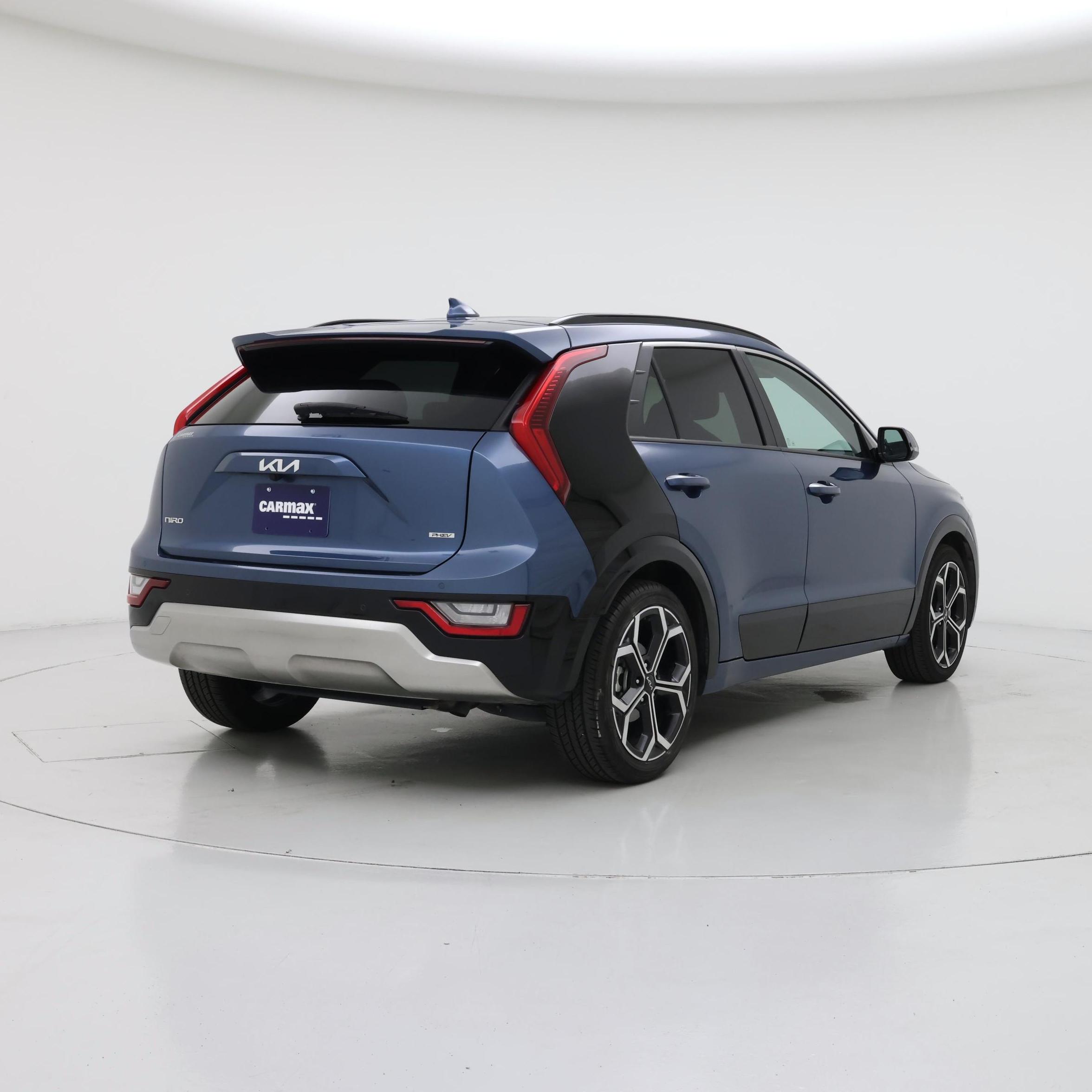 Thumbnail: 2023 Kia Niro - 8