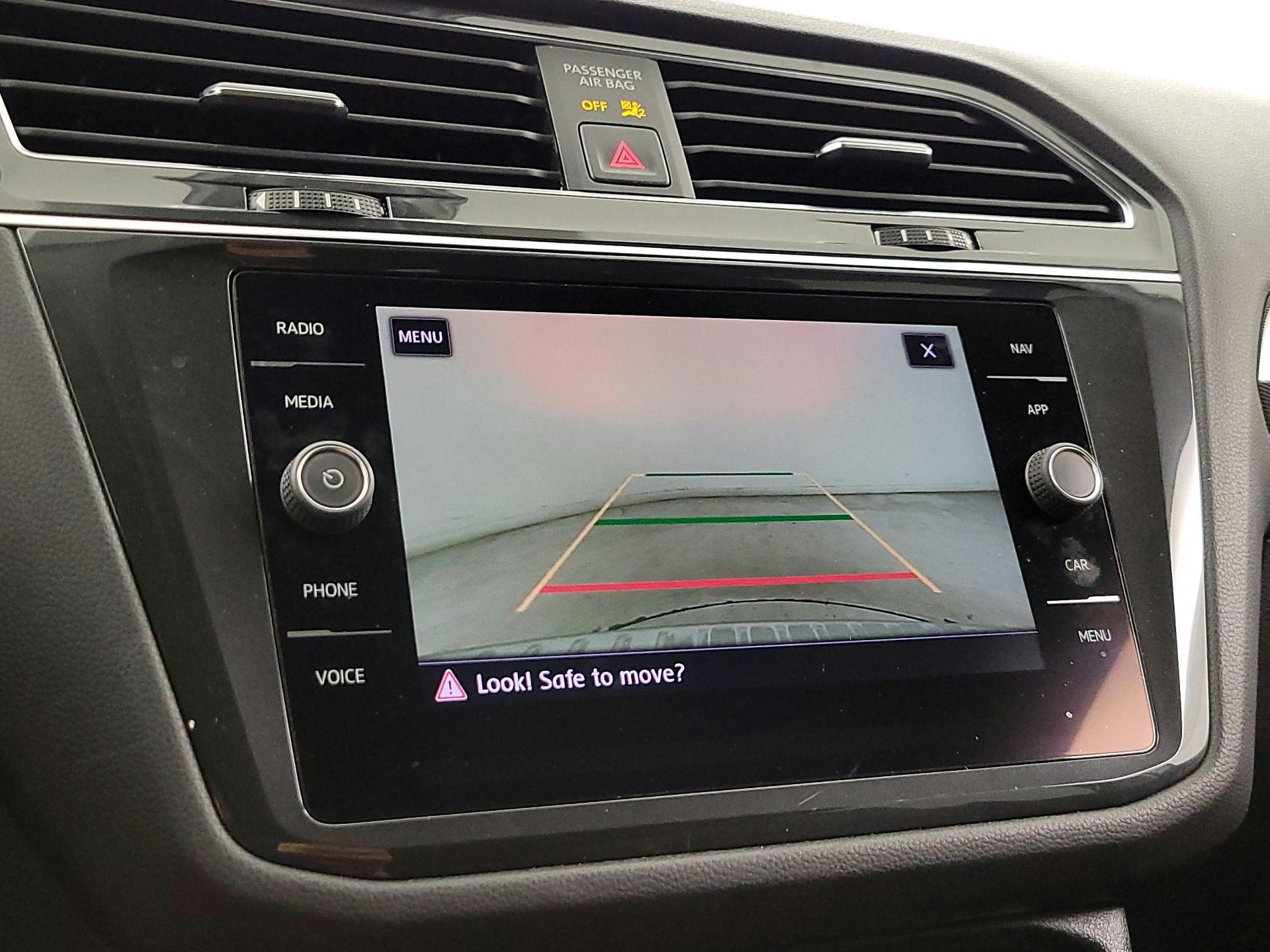 Thumbnail: 2019 Volkswagen Tiguan - 15