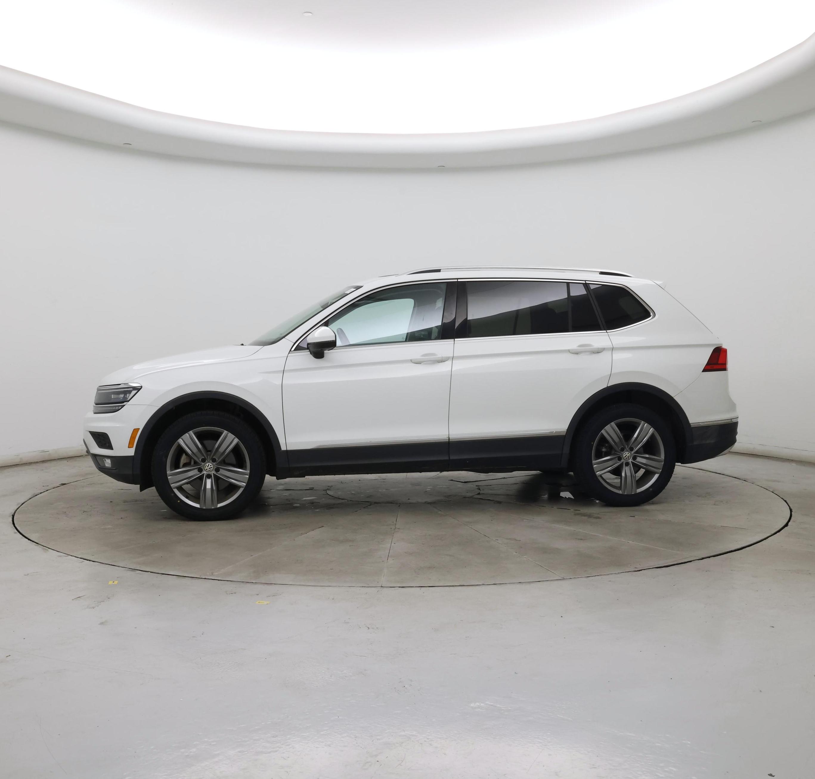 Thumbnail: 2019 Volkswagen Tiguan - 3