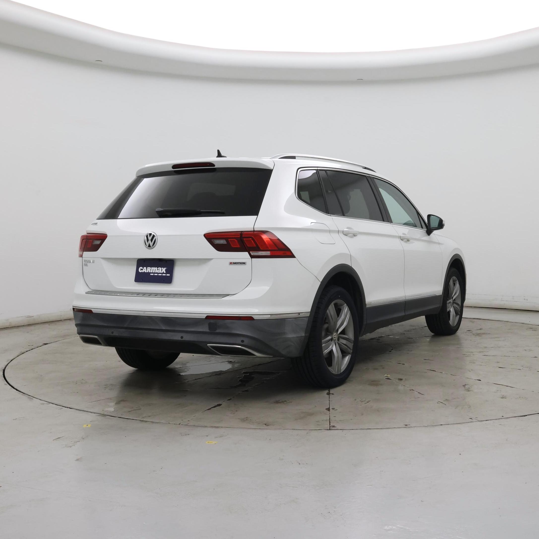 Thumbnail: 2019 Volkswagen Tiguan - 8