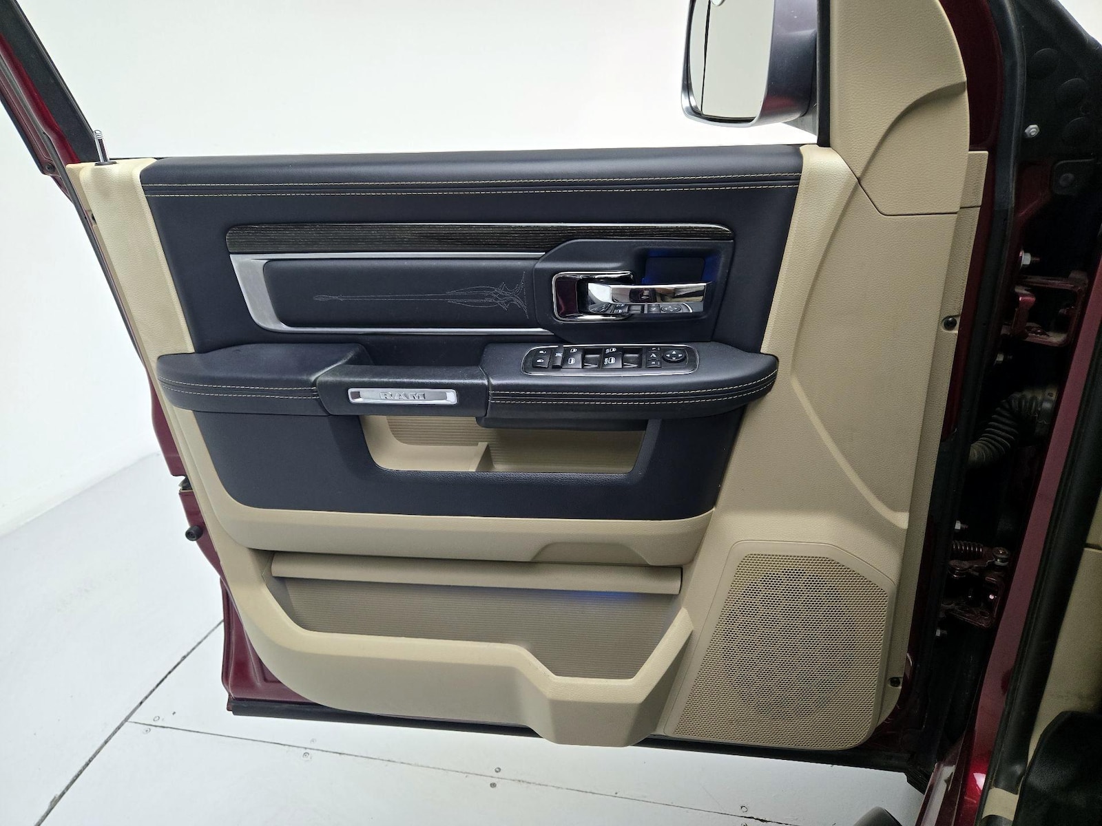2018 RAM Ram 2500 Pickup Laramie Limited - Photo 11