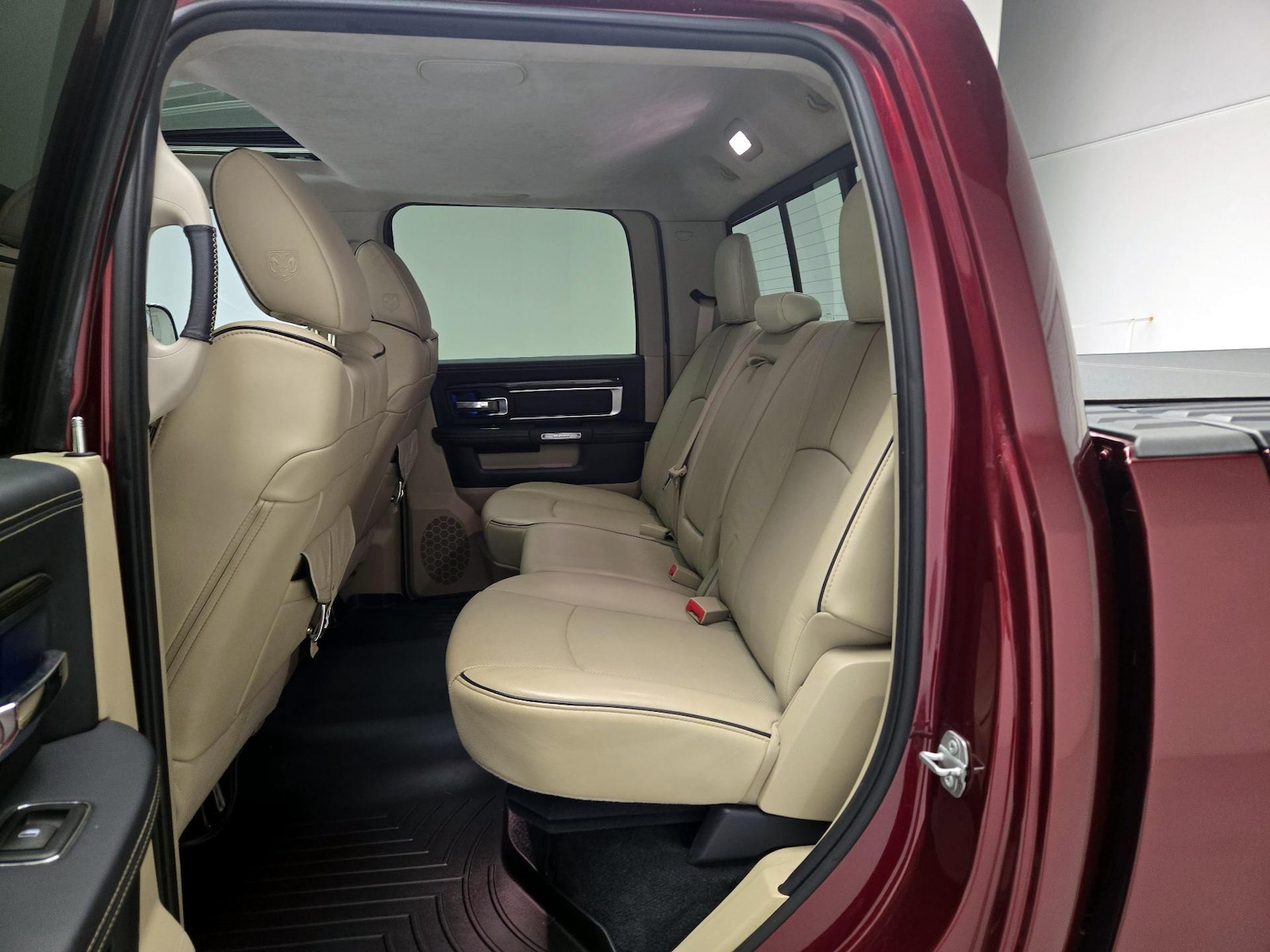 2018 RAM Ram 2500 Pickup Laramie Limited - Photo 20