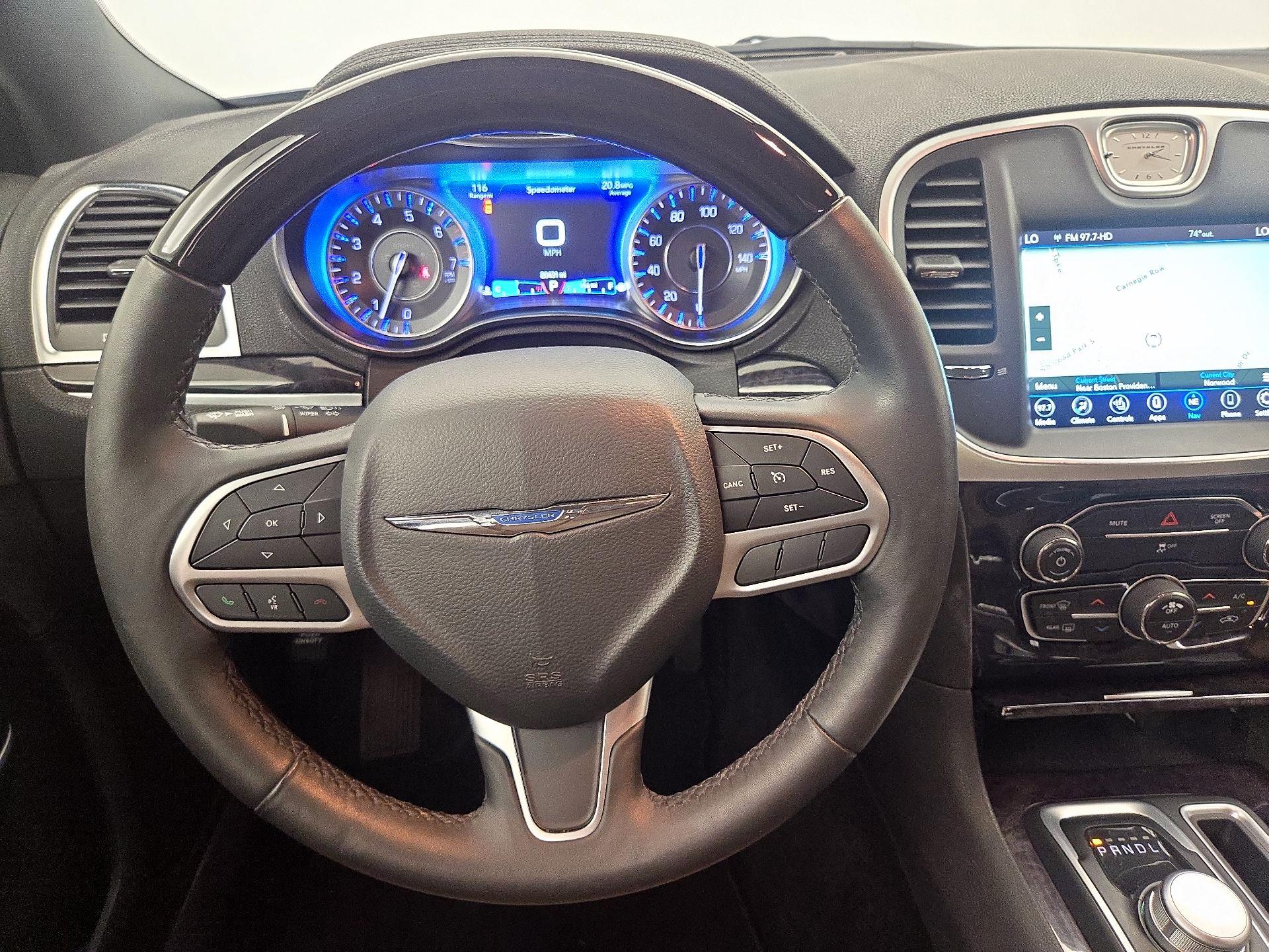 Thumbnail: 2020 Chrysler 300 - 10