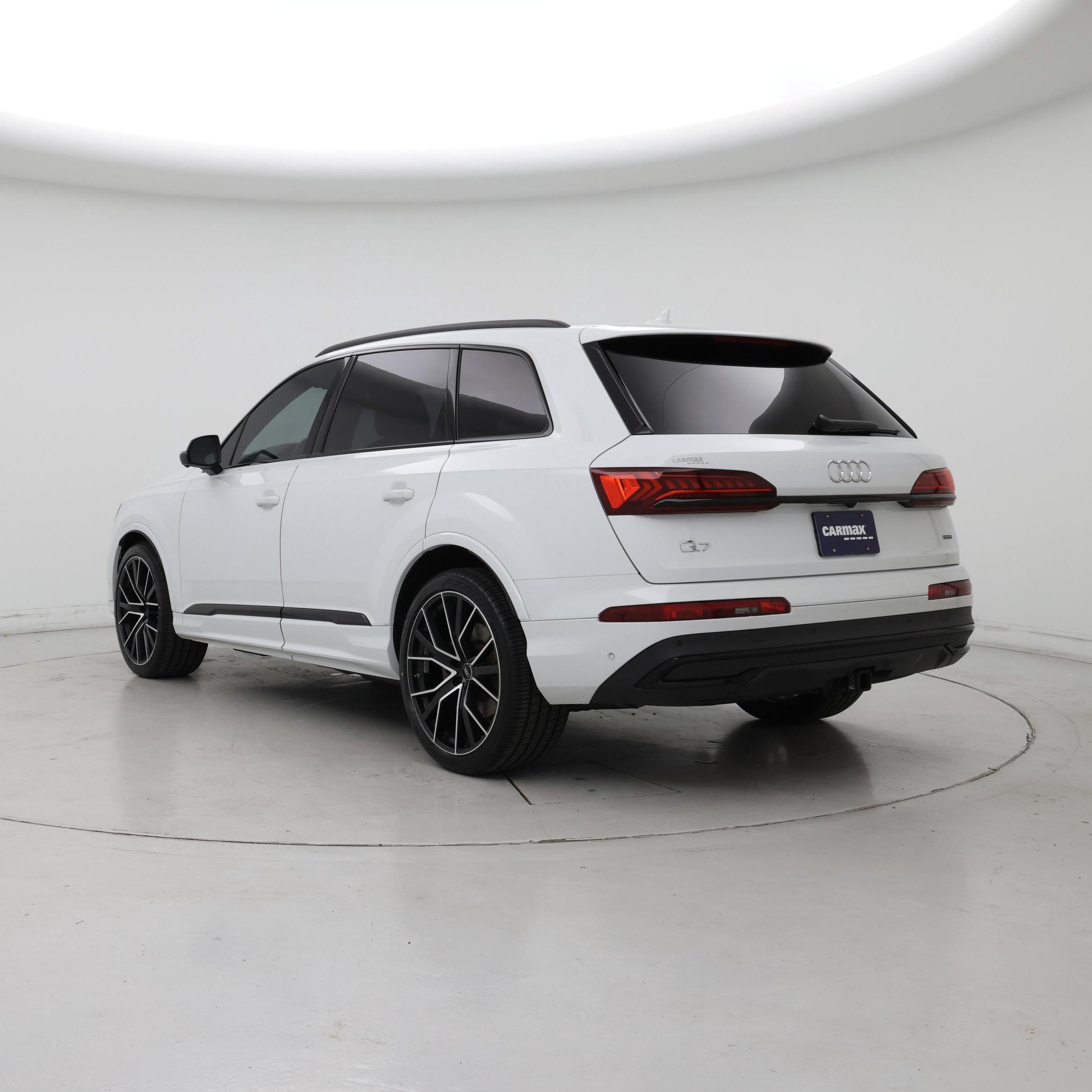 Thumbnail: 2023 Audi Q7 - 2