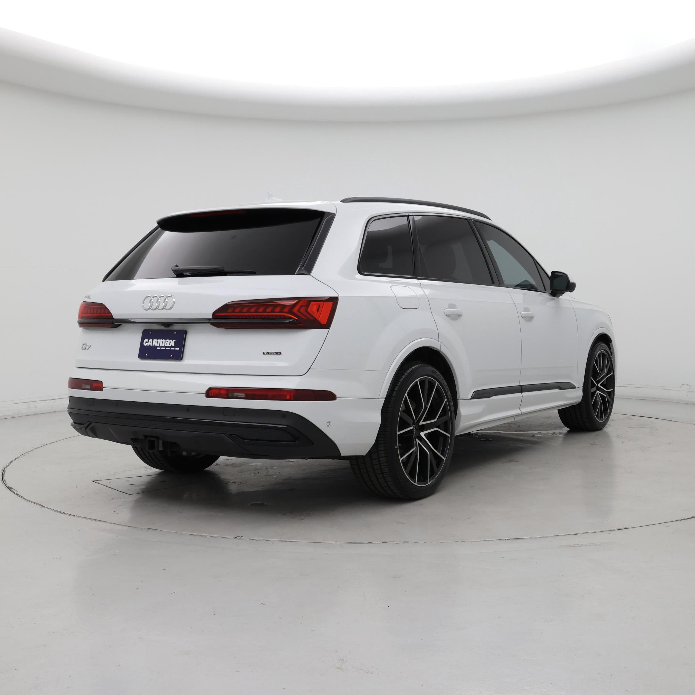 Thumbnail: 2023 Audi Q7 - 8