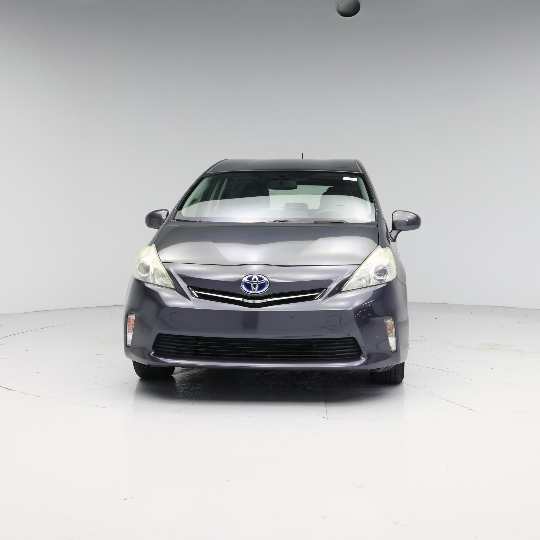 Thumbnail: 2014 Toyota Prius v - 5