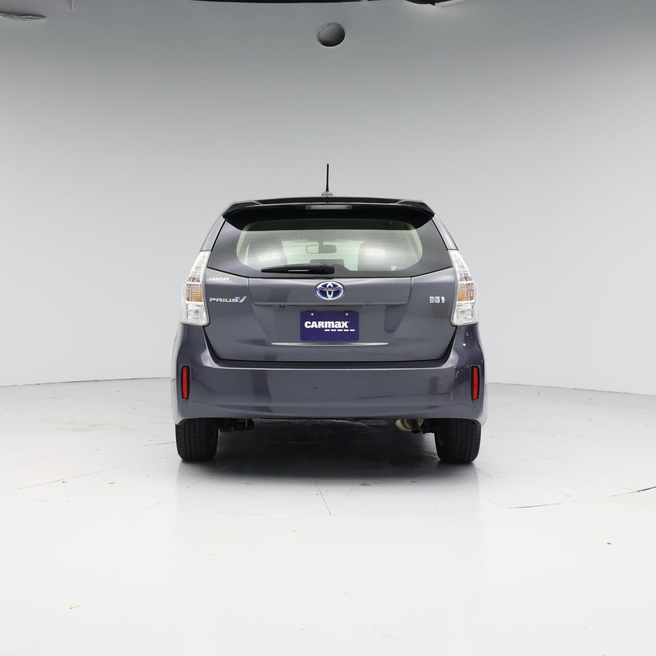 Thumbnail: 2014 Toyota Prius v - 6