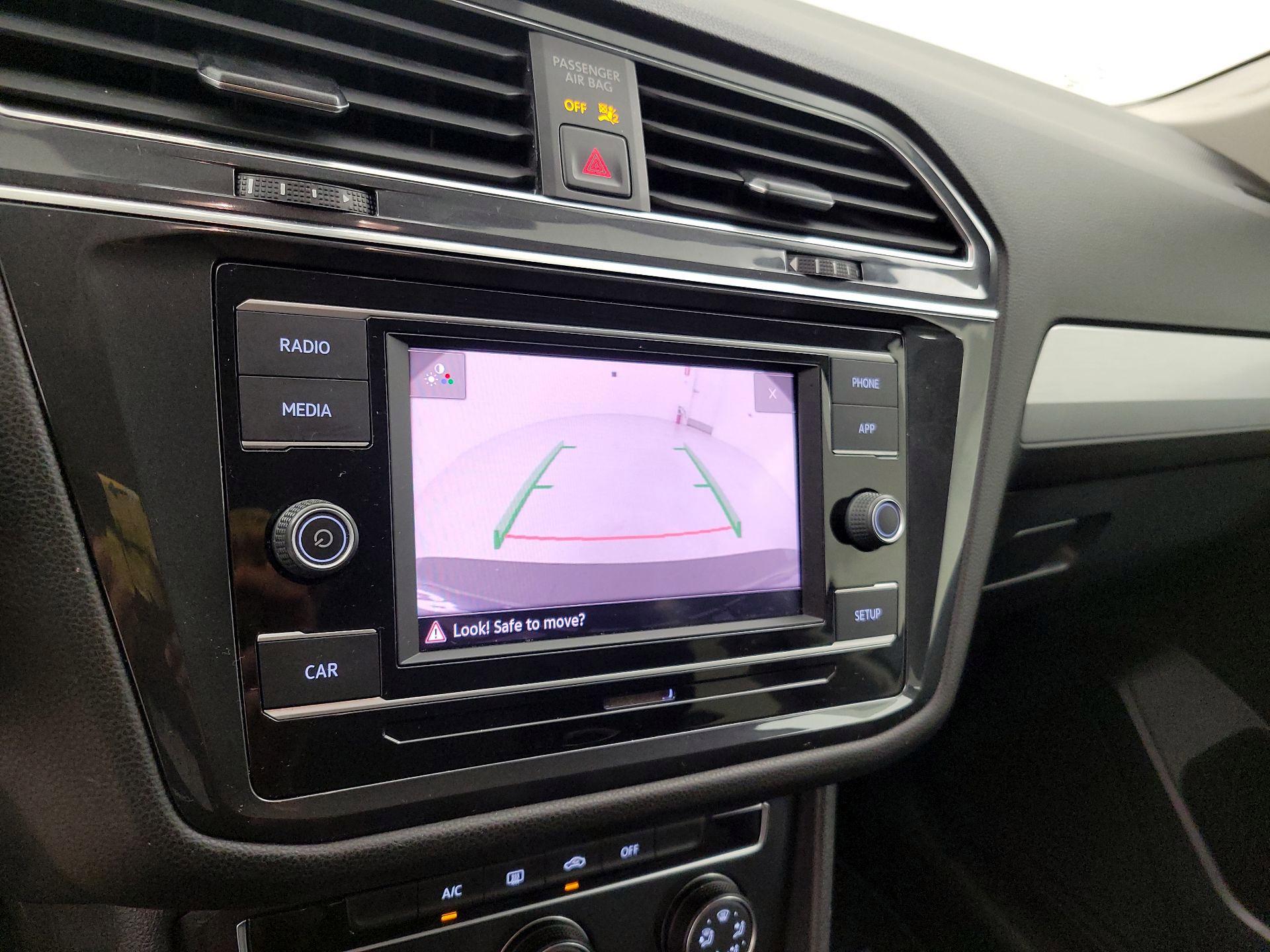 Thumbnail: 2019 Volkswagen Tiguan - 14