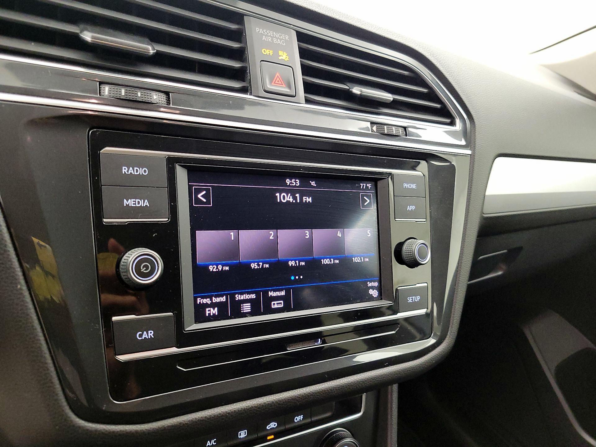 Thumbnail: 2019 Volkswagen Tiguan - 15