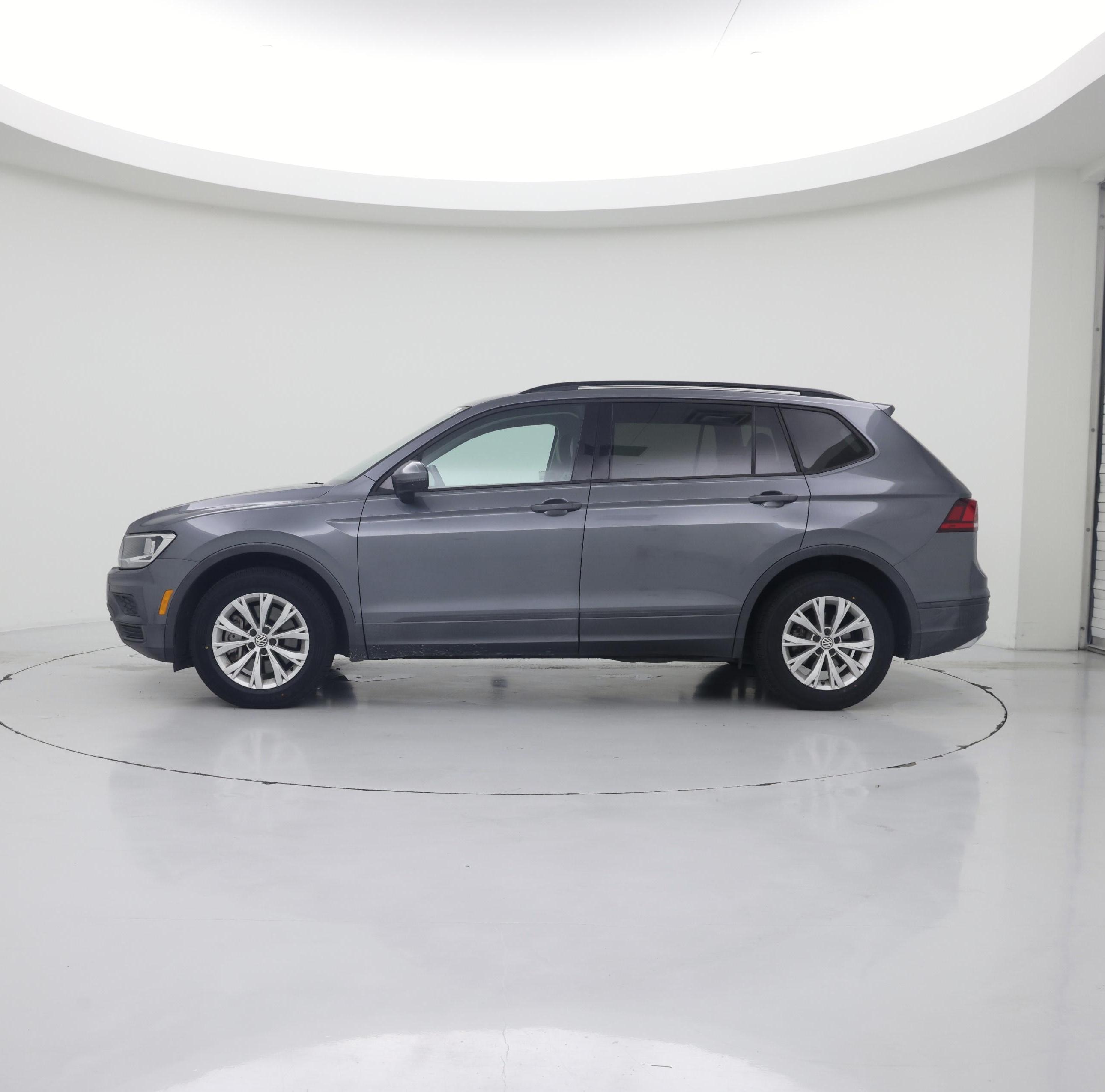 Thumbnail: 2019 Volkswagen Tiguan - 3