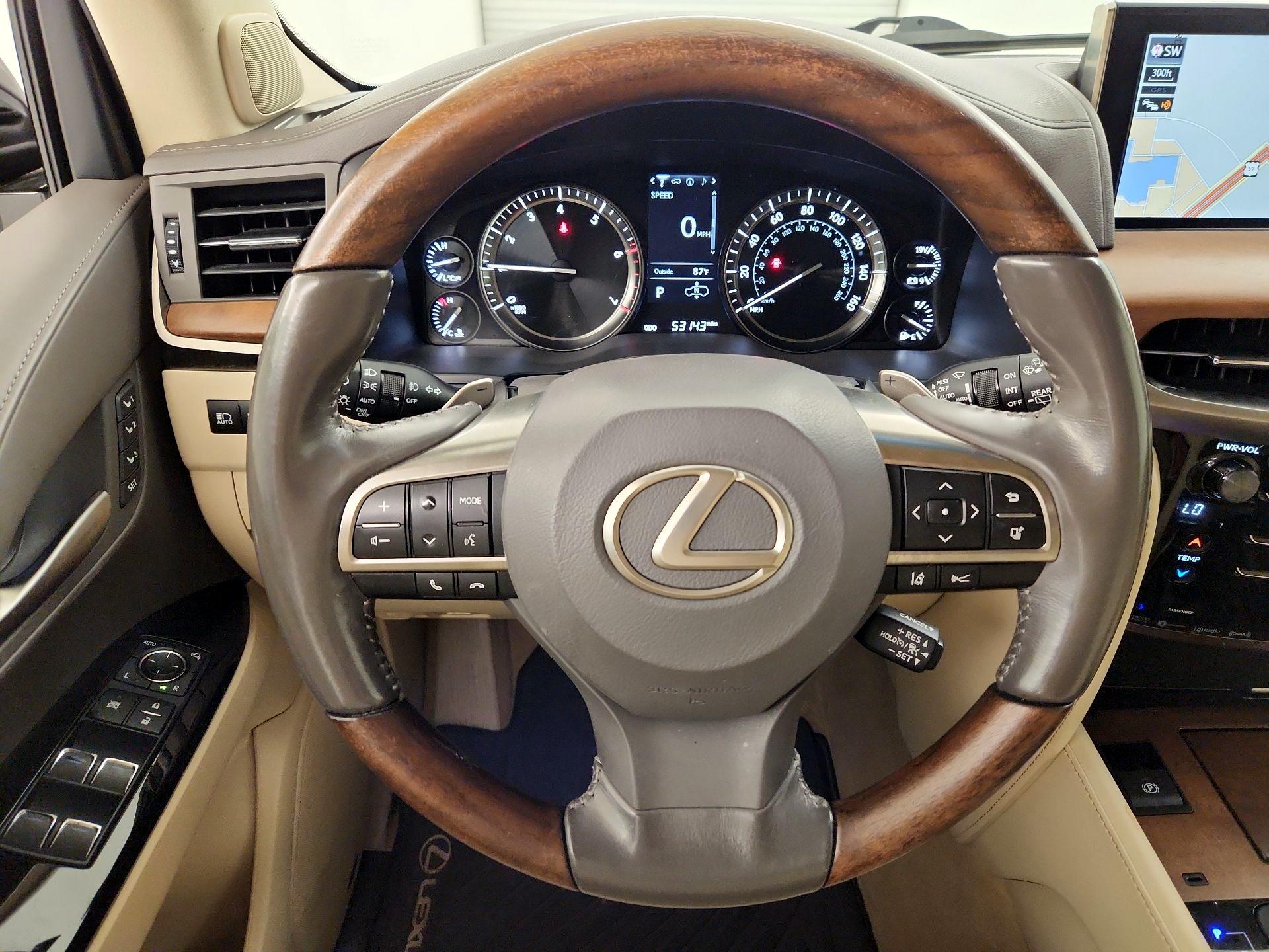 Thumbnail: 2017 Lexus LX - 10