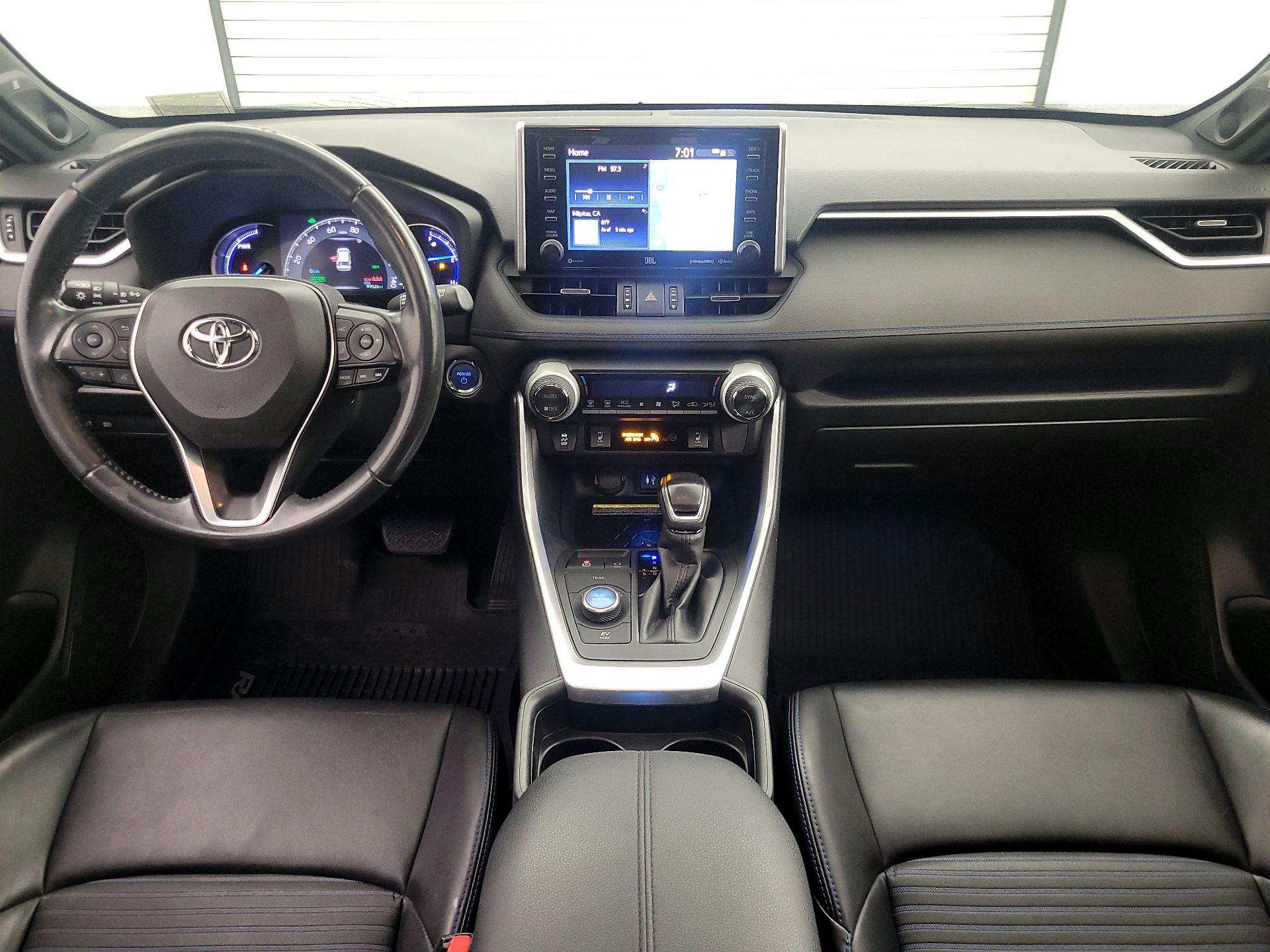 Thumbnail: 2019 Toyota RAV4 - 9