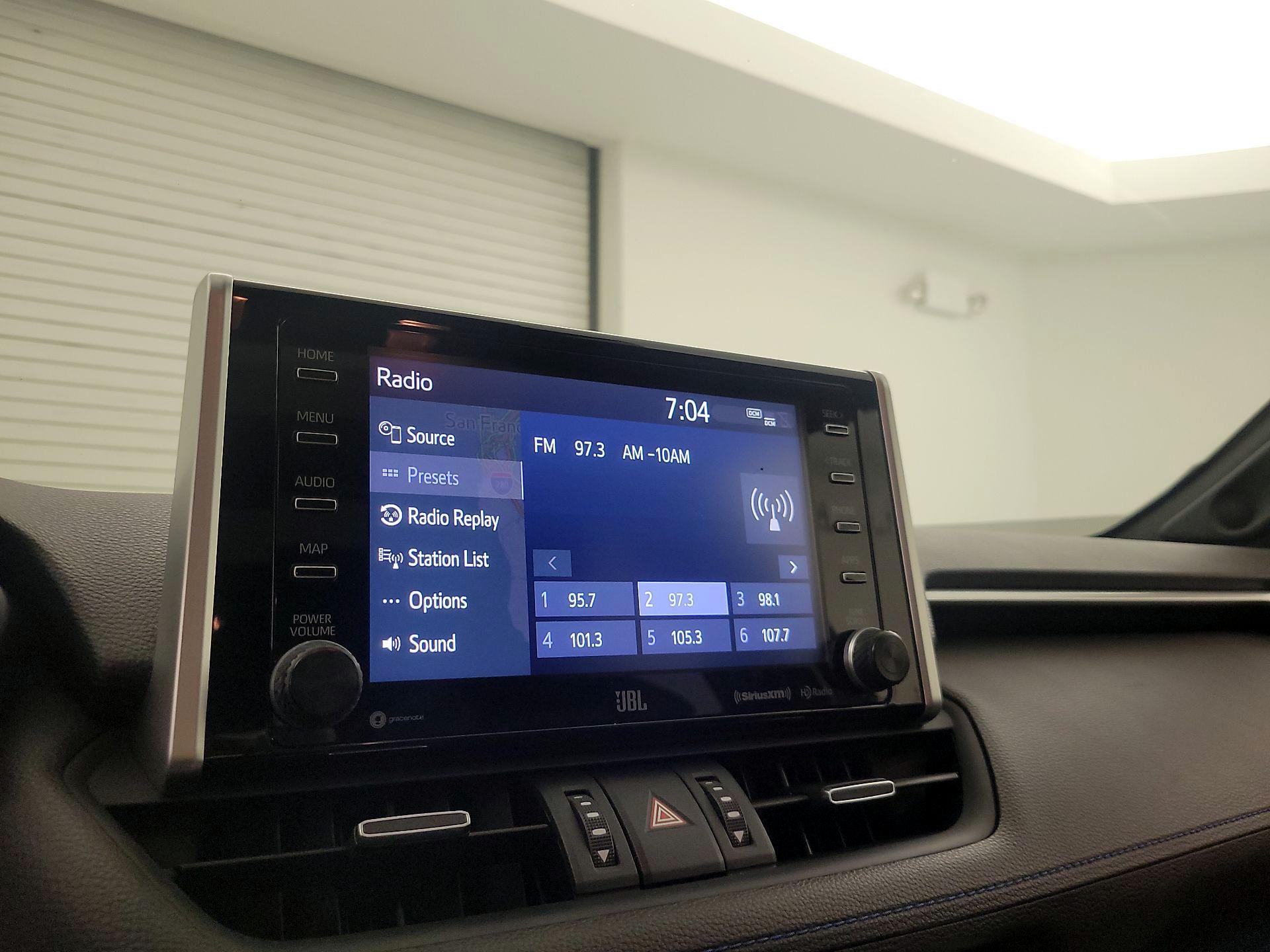 Thumbnail: 2019 Toyota RAV4 - 16