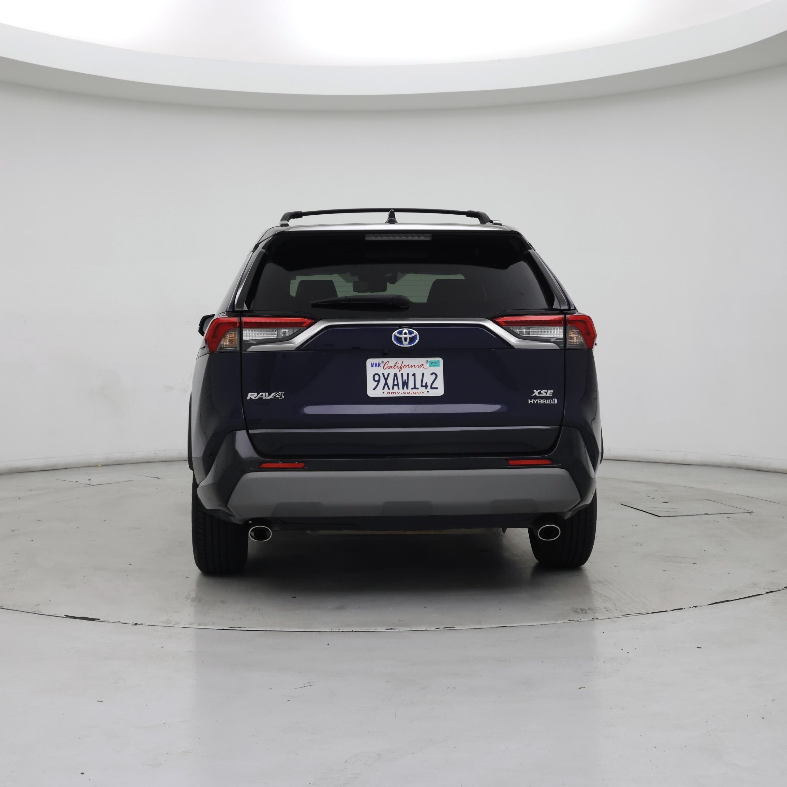 Thumbnail: 2019 Toyota RAV4 - 6