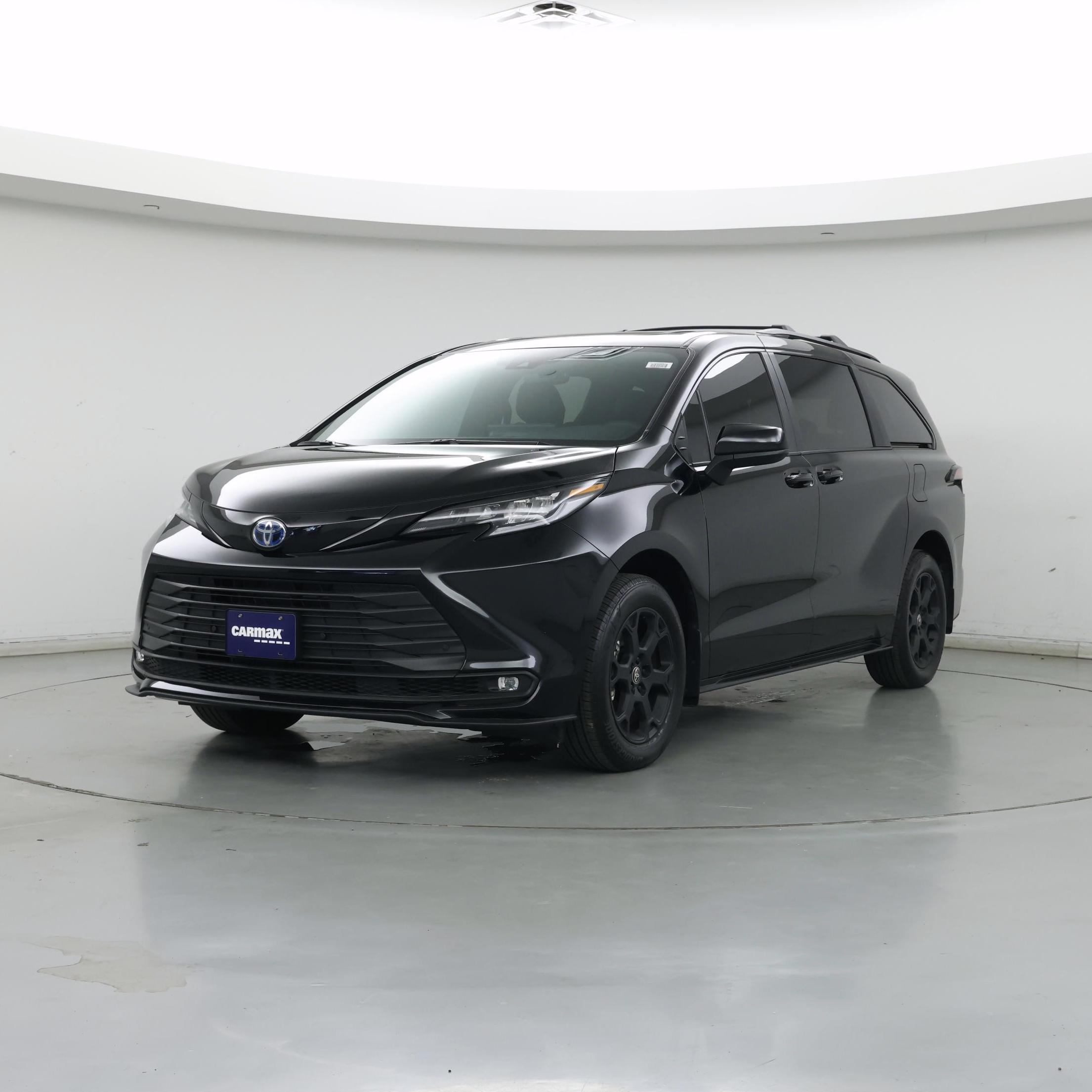 Thumbnail: 2025 Toyota Sienna - 4