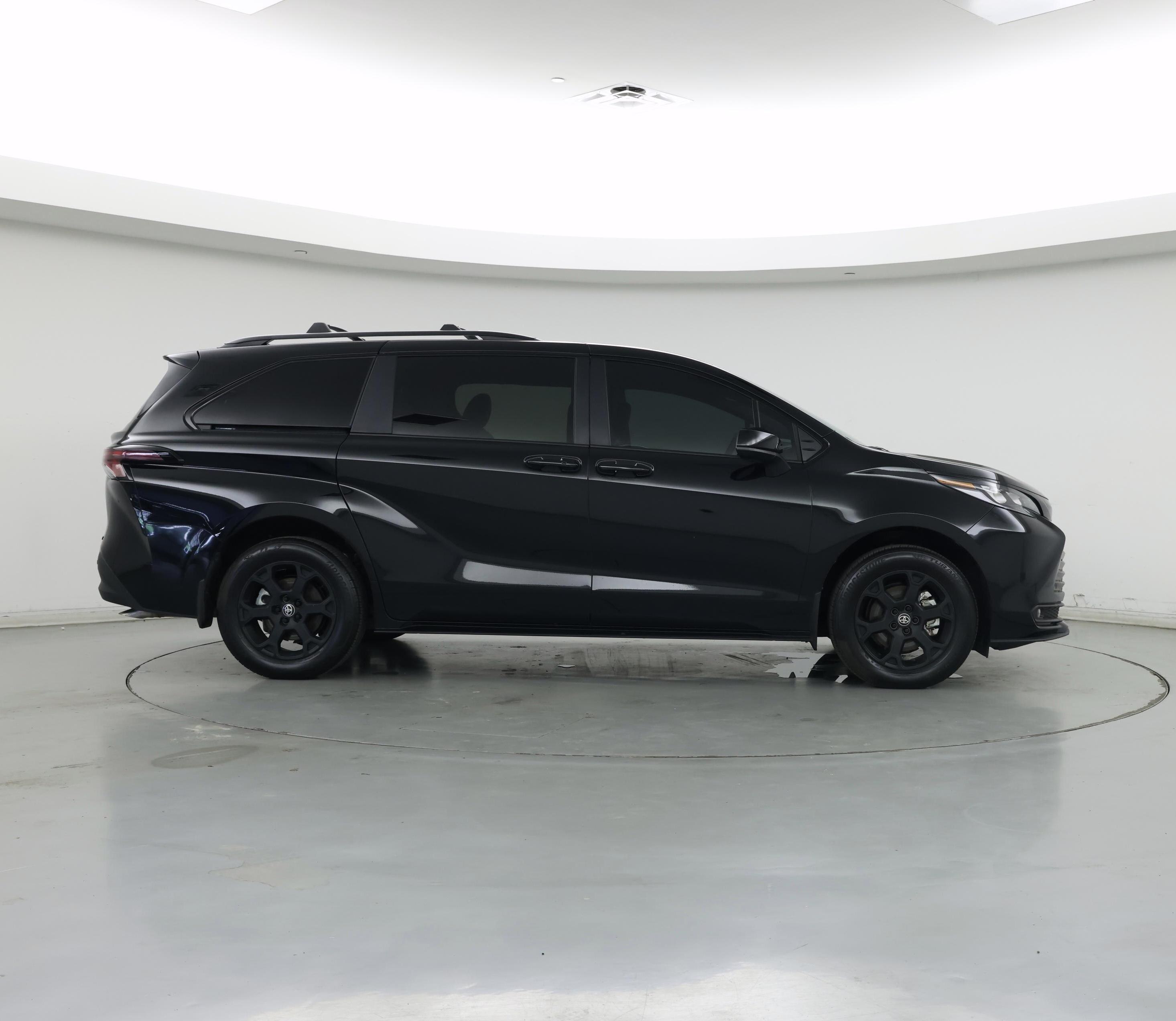 Thumbnail: 2025 Toyota Sienna - 7