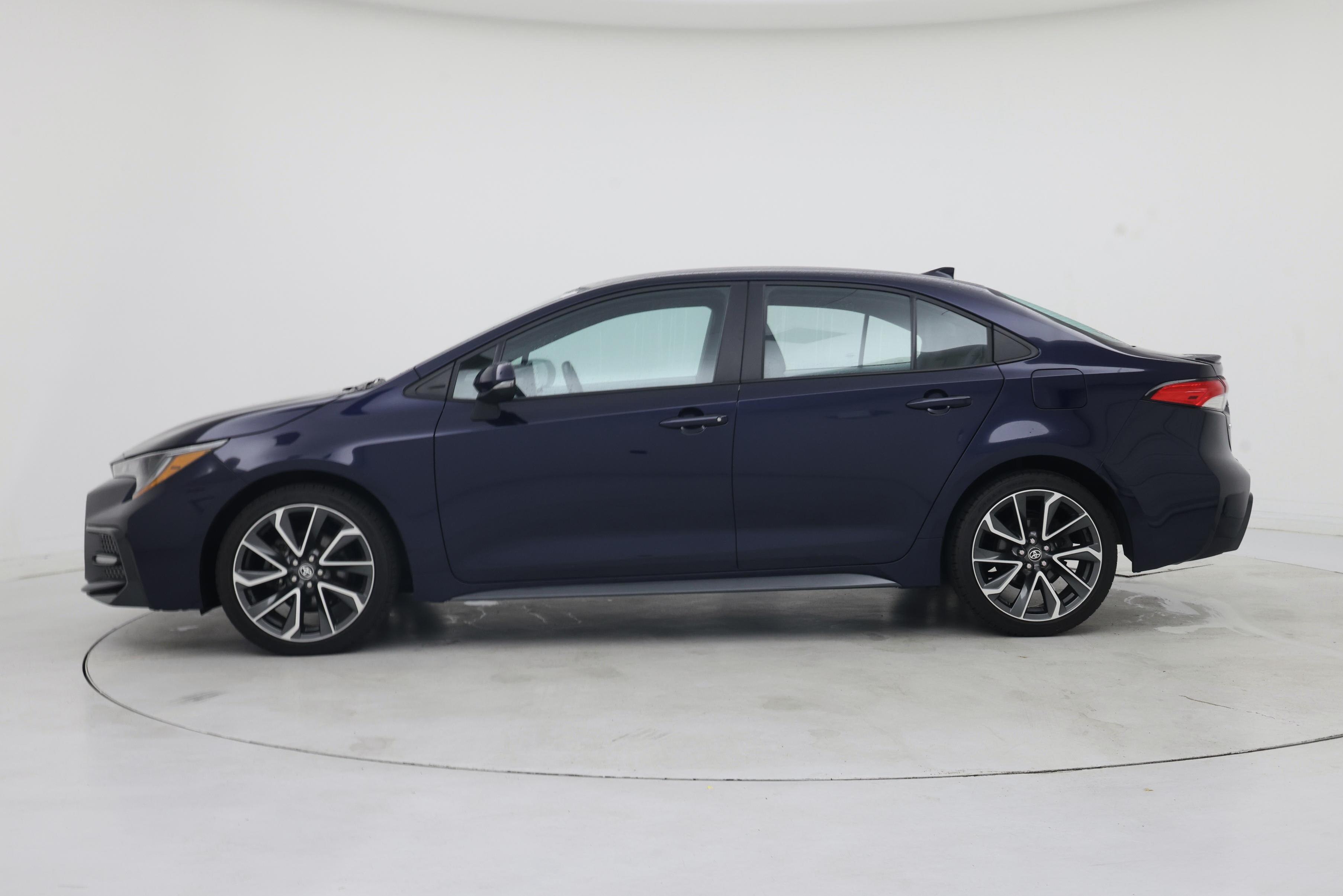 Thumbnail: 2022 Toyota Corolla - 3
