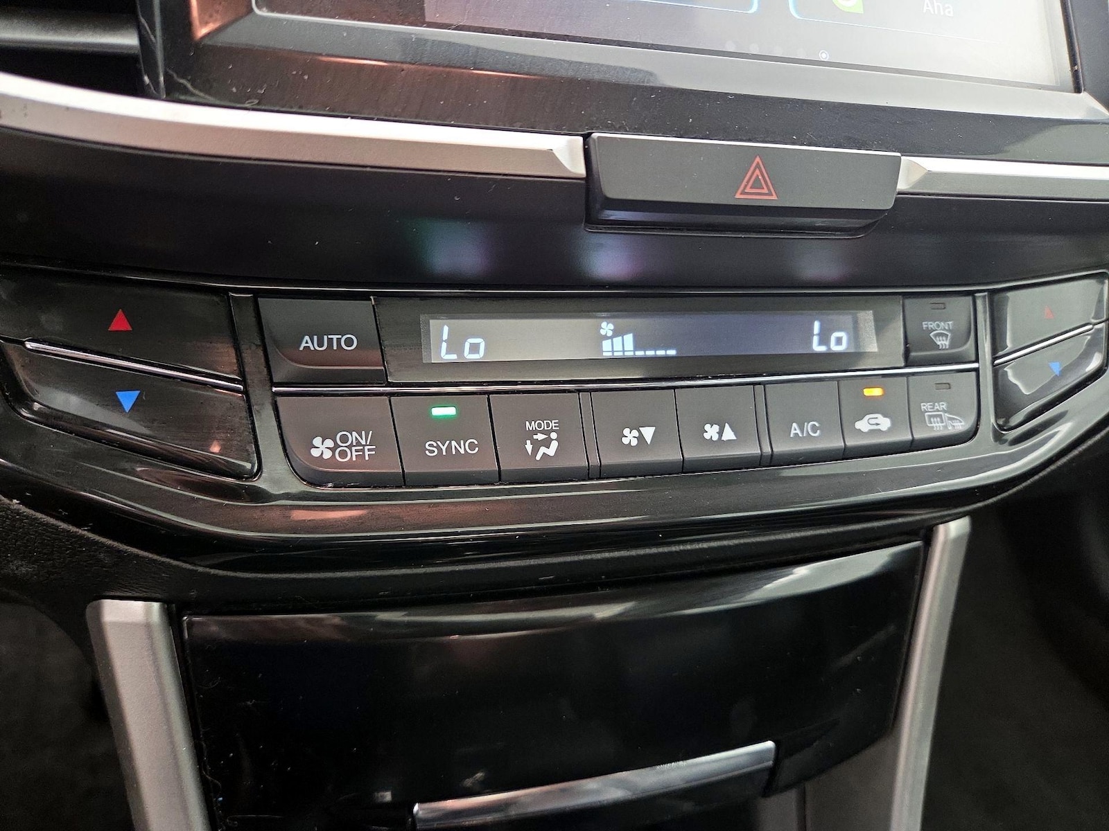 2017 Honda Accord EX-L - Photo 18