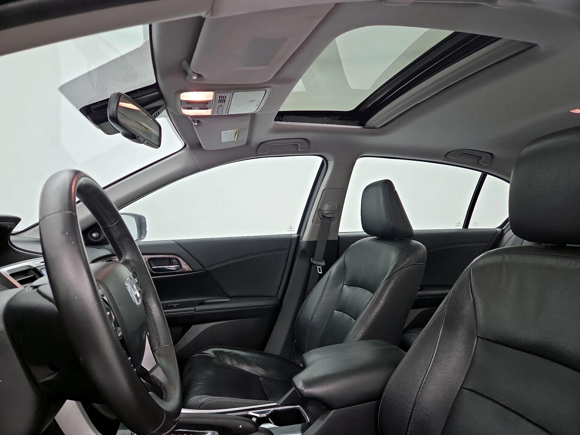Thumbnail: 2017 Honda Accord - 20