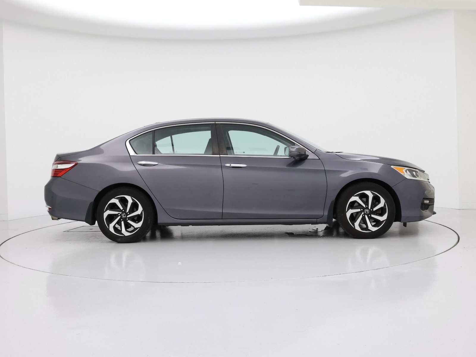 2017 Honda Accord EX-L - Photo 8