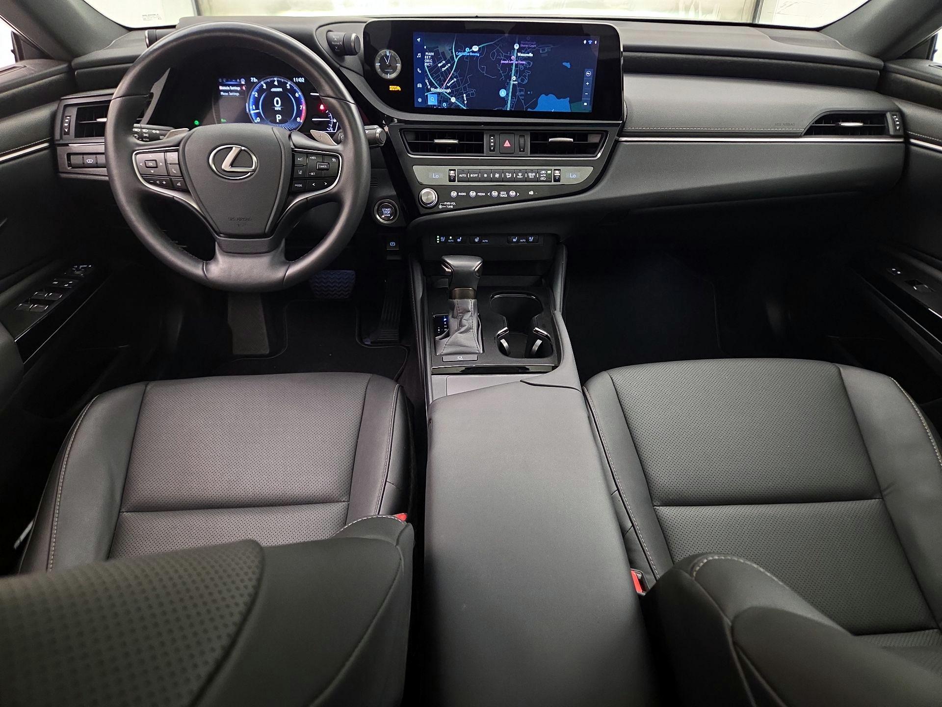 Thumbnail: 2025 Lexus ES - 9