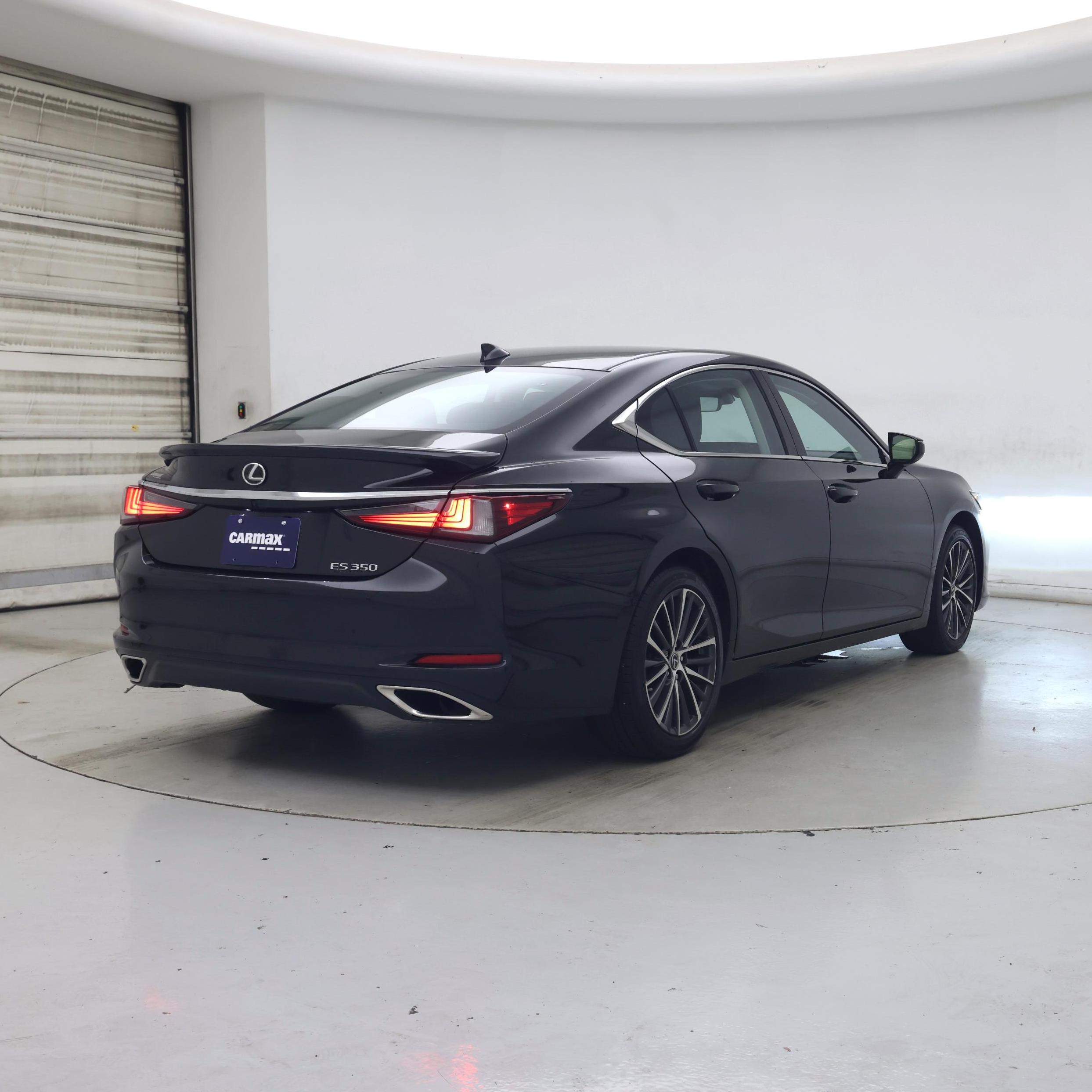 Thumbnail: 2025 Lexus ES - 8
