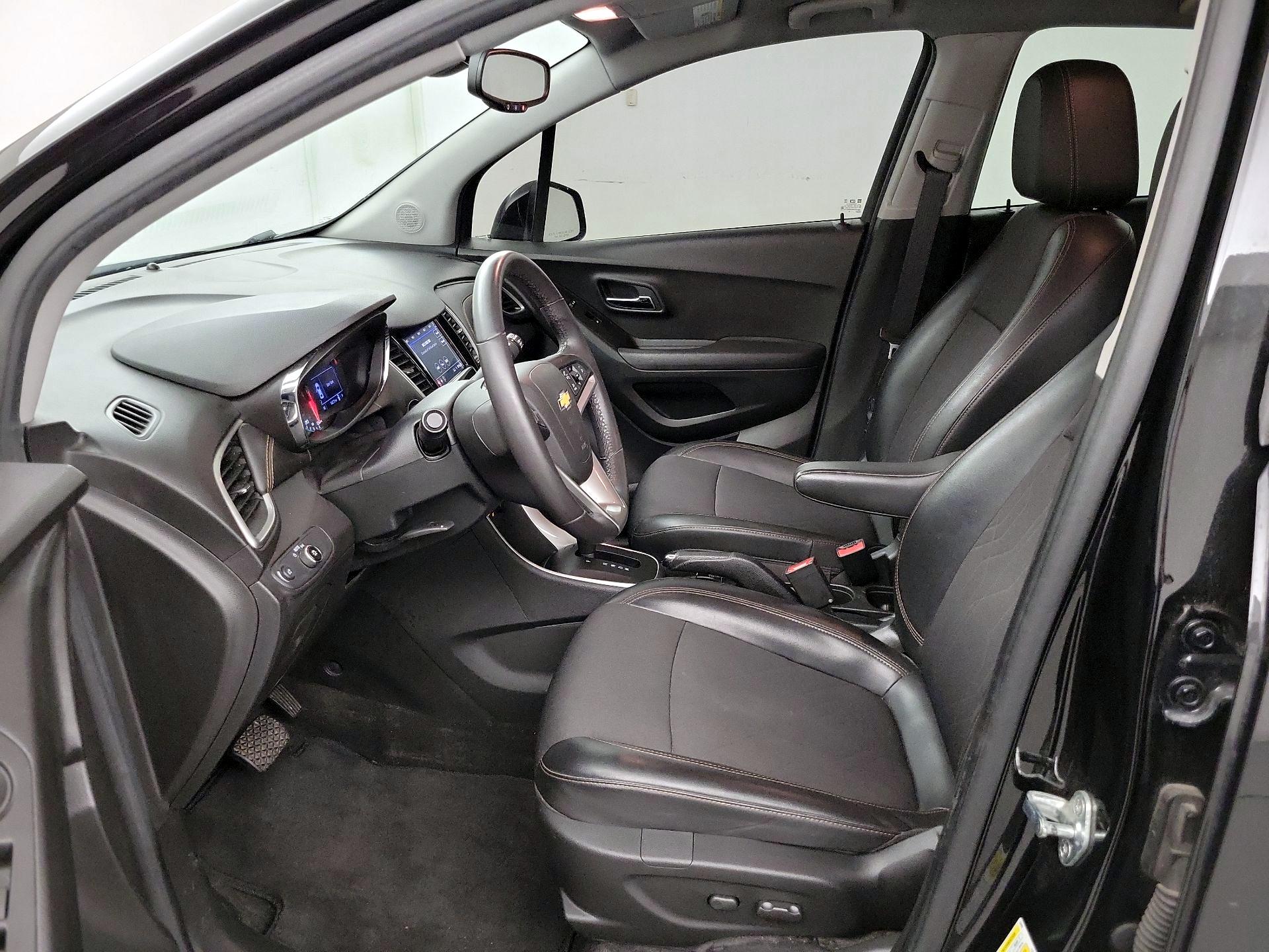 Thumbnail: 2020 Chevrolet Trax - 11