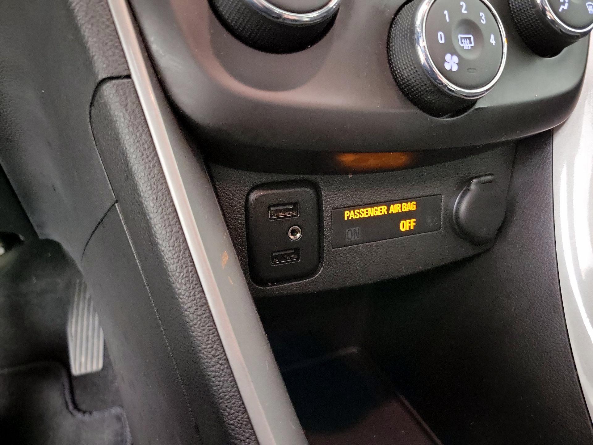 Thumbnail: 2020 Chevrolet Trax - 18