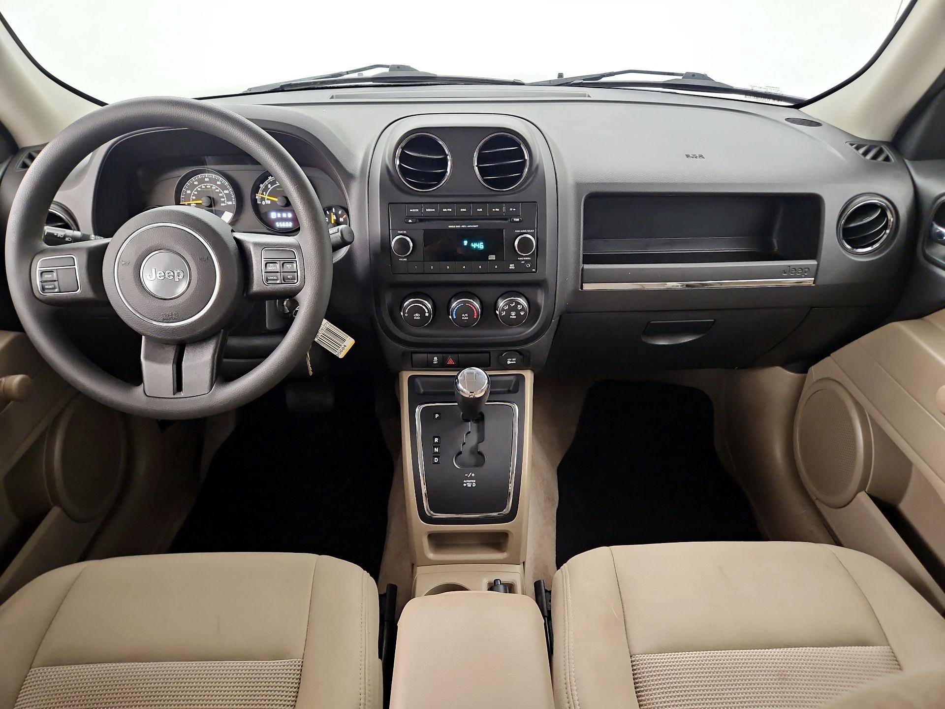 Thumbnail: 2014 Jeep Patriot - 8