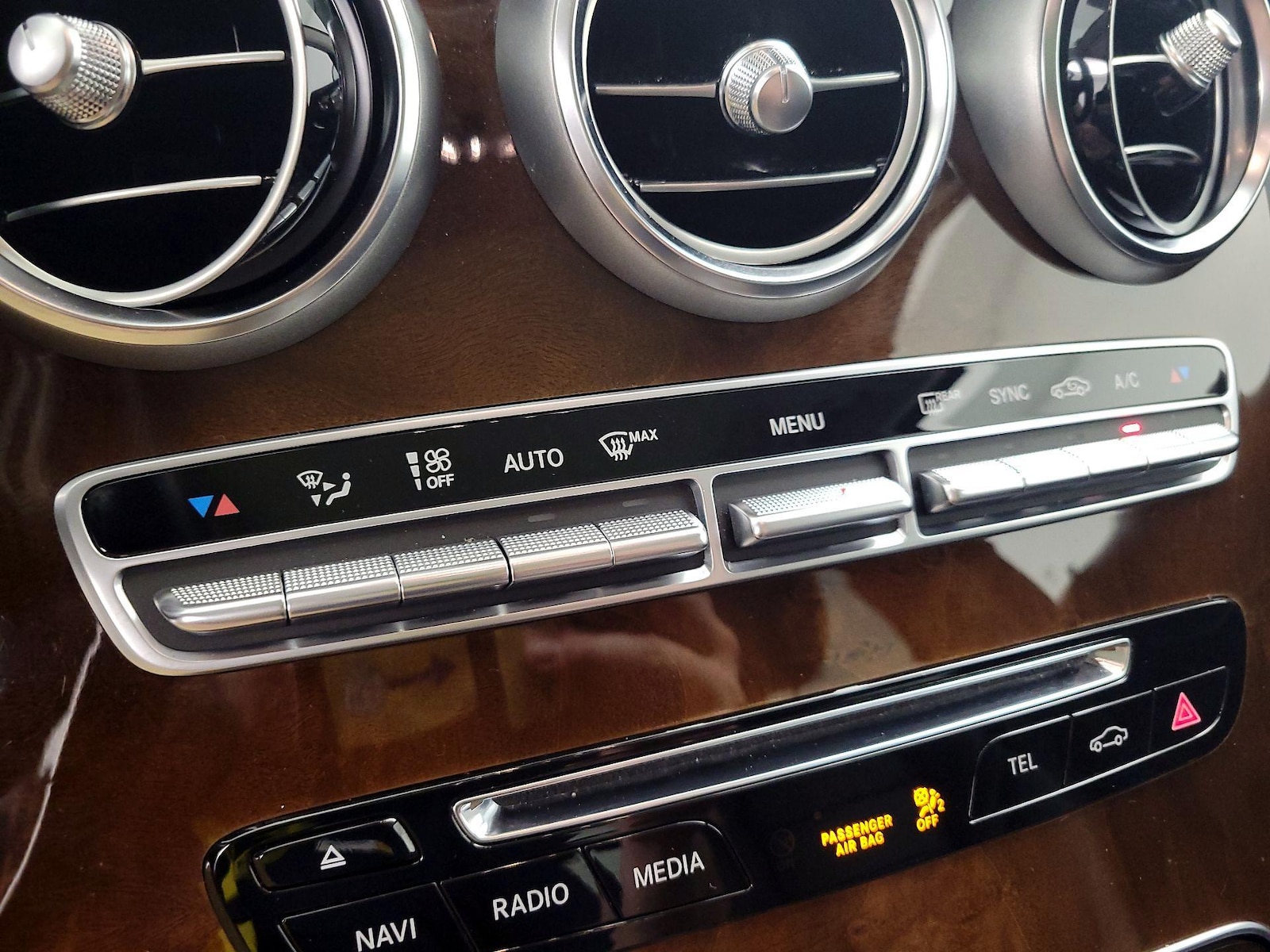 2016 Mercedes-Benz GLC GLC300 - Photo 18