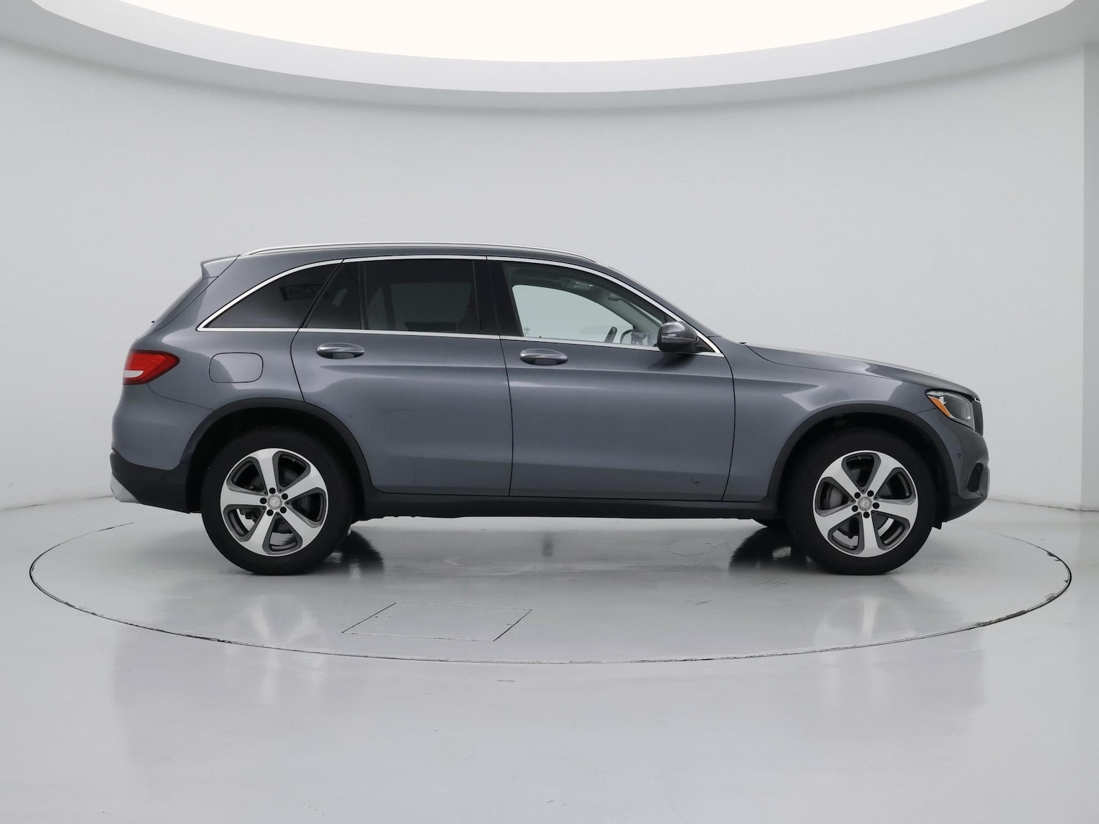 2016 Mercedes-Benz GLC GLC300 - Photo 8