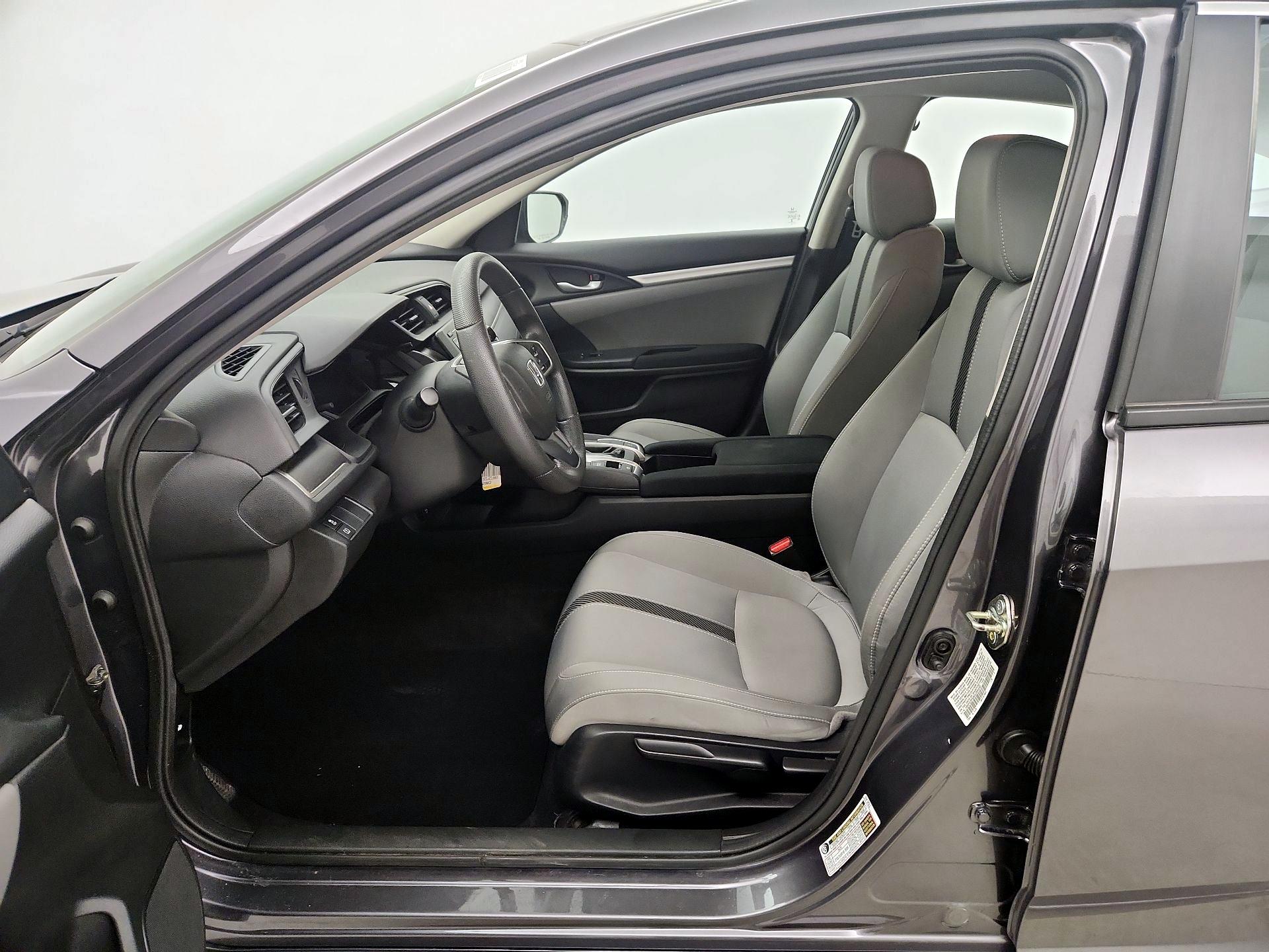 Thumbnail: 2016 Honda Civic - 11