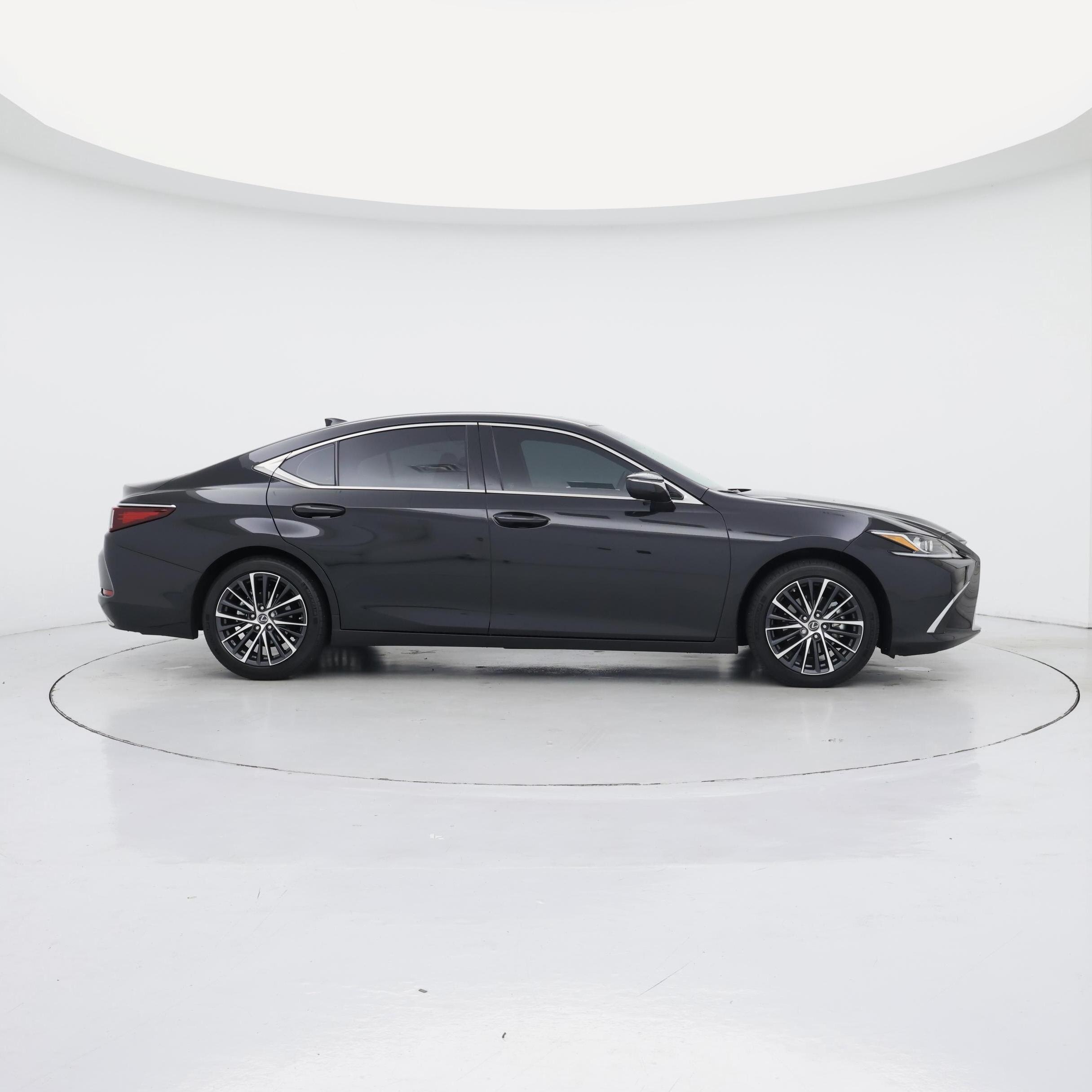 Thumbnail: 2025 Lexus ES - 7