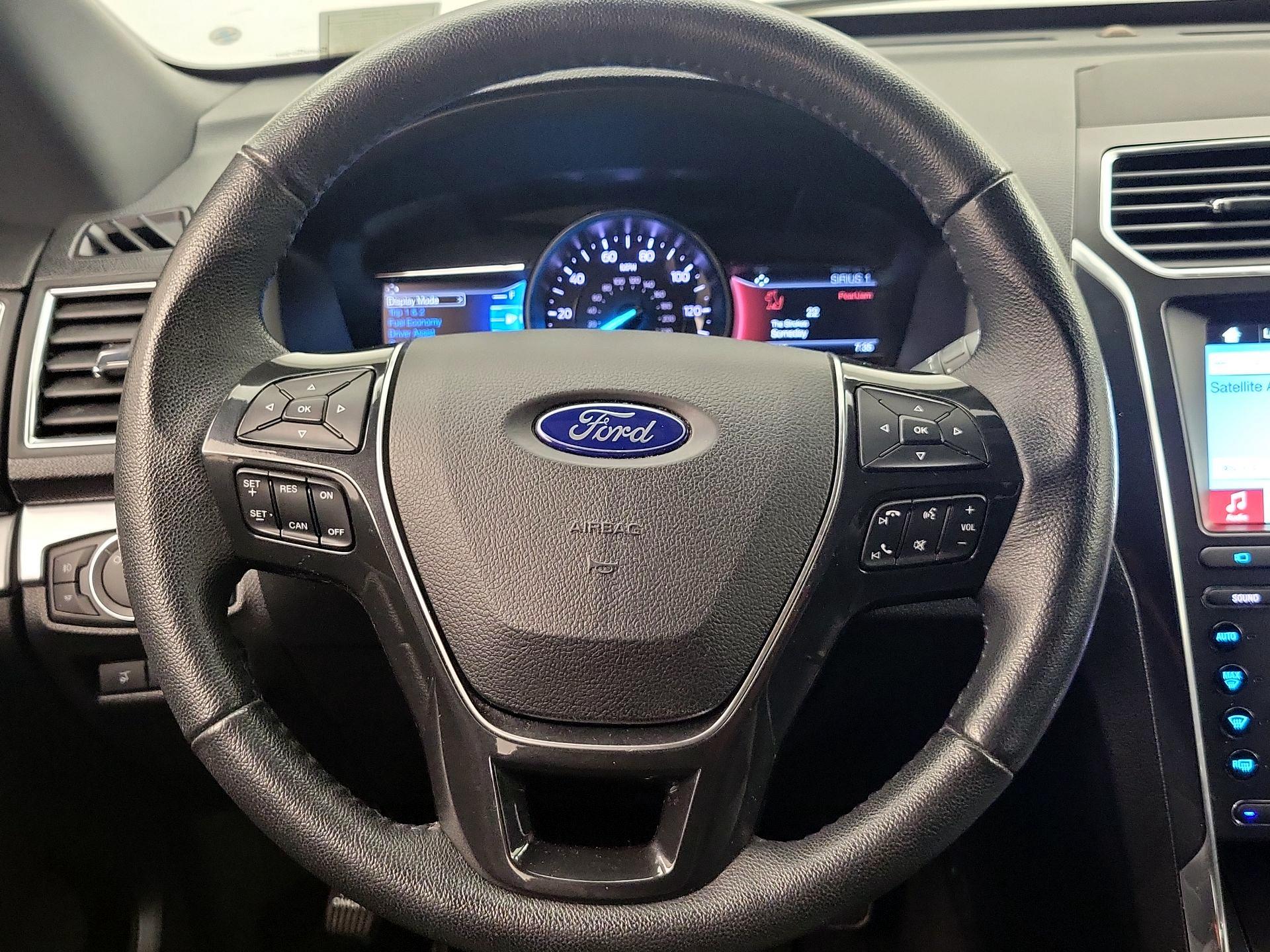 Thumbnail: 2018 Ford Explorer - 10
