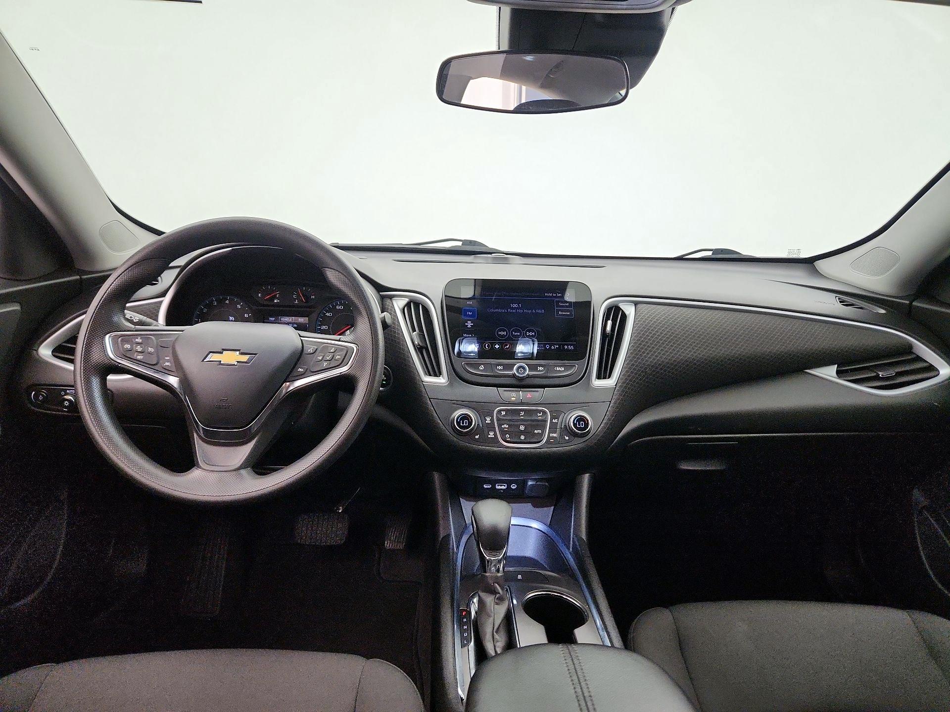 Thumbnail: 2023 Chevrolet Malibu - 9
