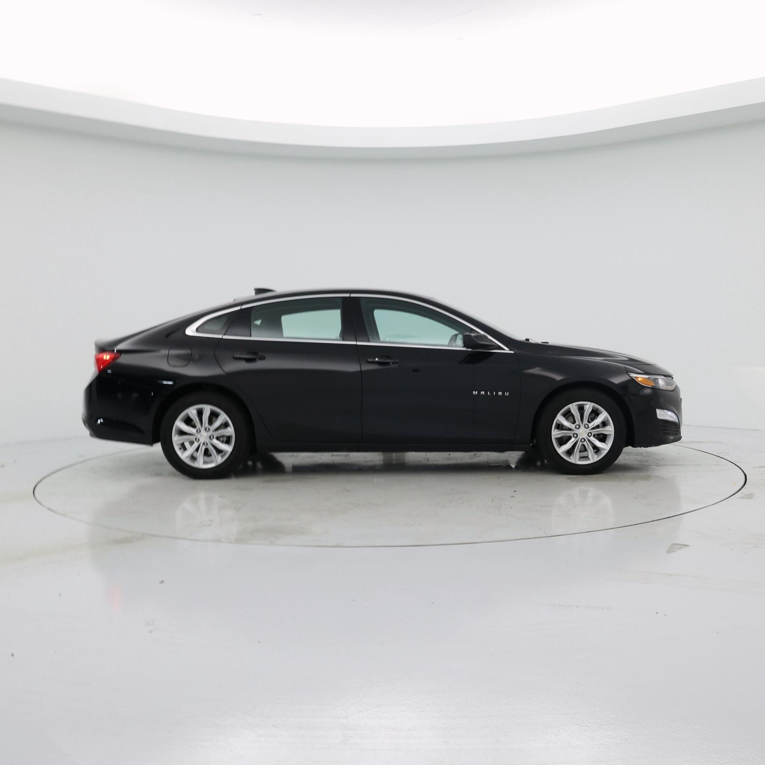 Thumbnail: 2023 Chevrolet Malibu - 7