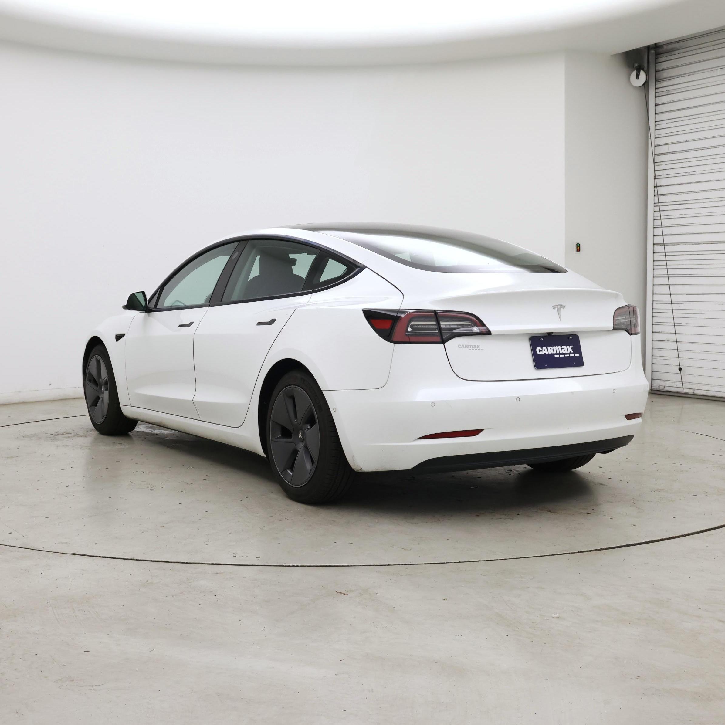Thumbnail: 2021 Tesla Model 3 - 2