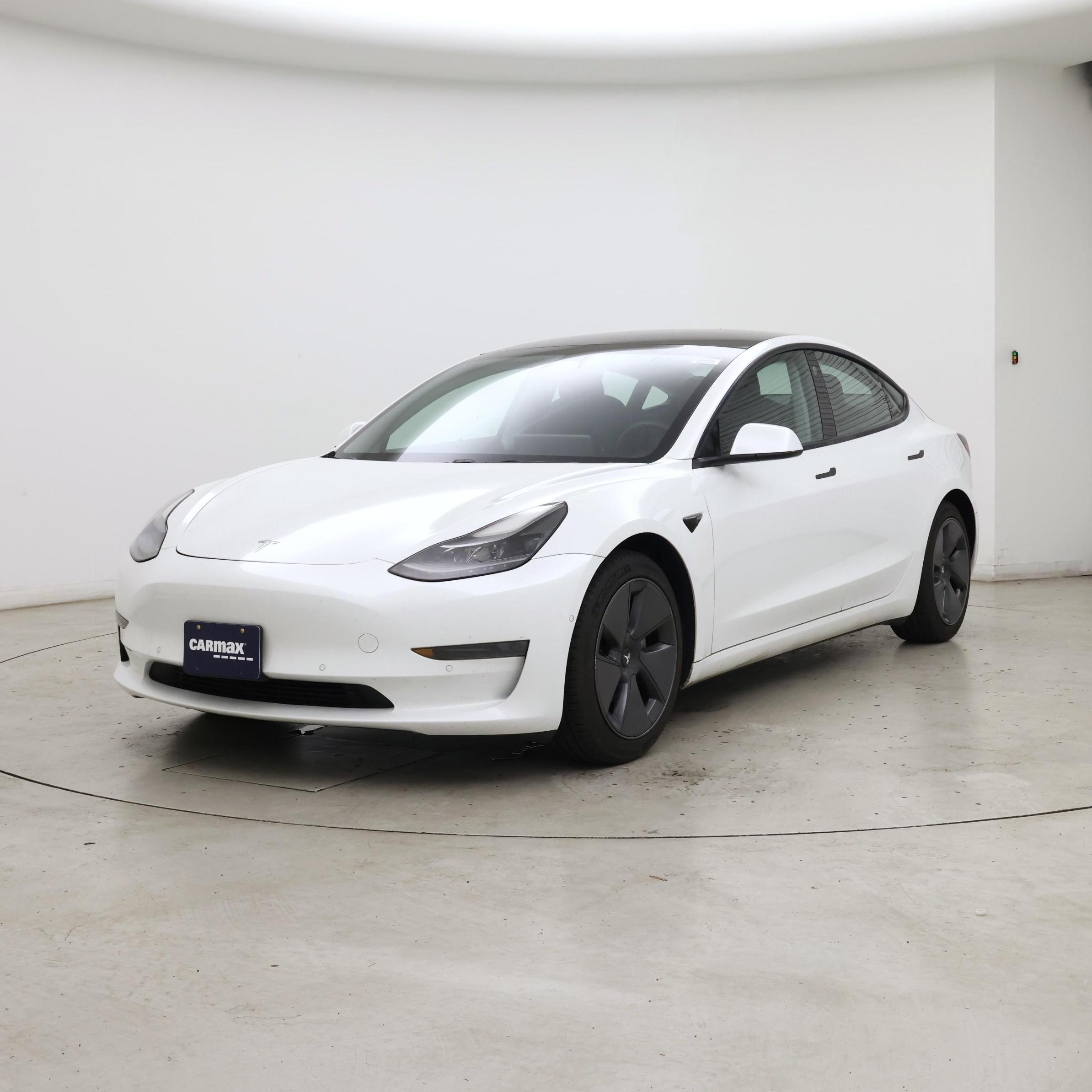 Thumbnail: 2021 Tesla Model 3 - 4