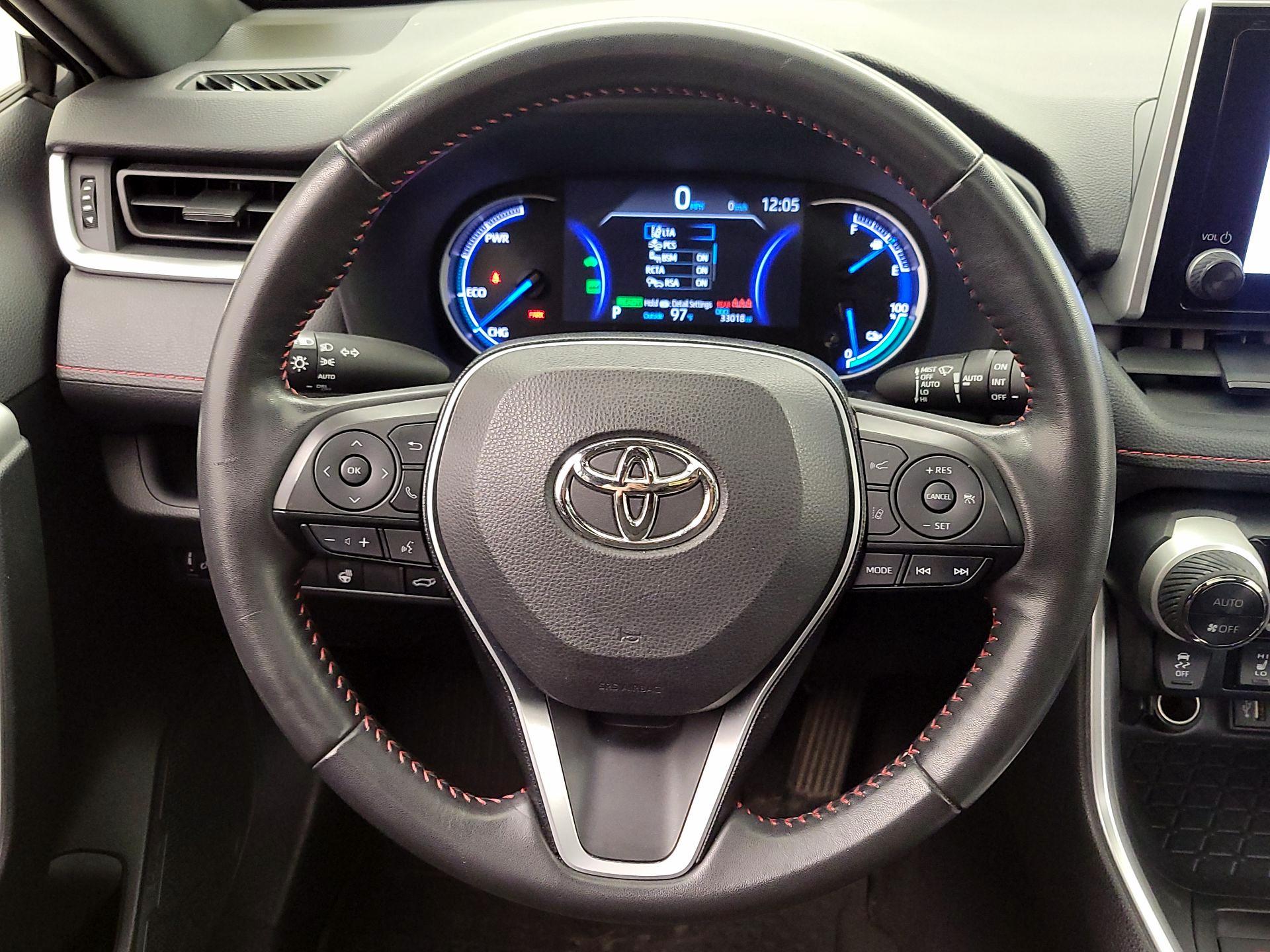 Thumbnail: 2023 Toyota RAV4 - 10