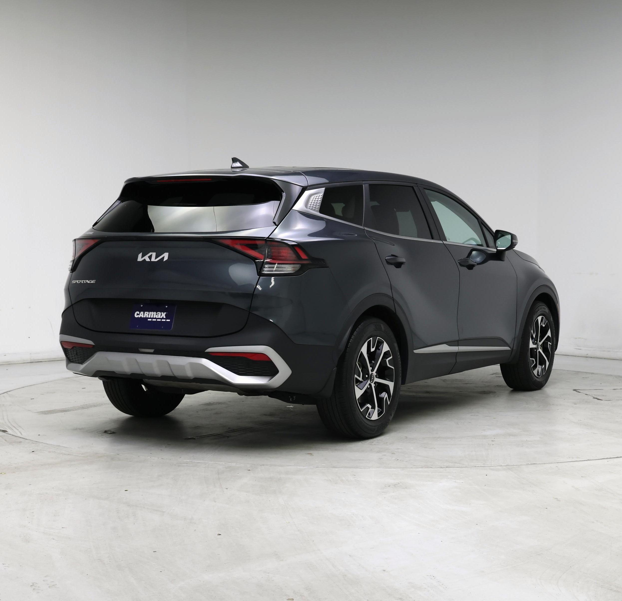 Thumbnail: 2023 Kia Sportage - 8