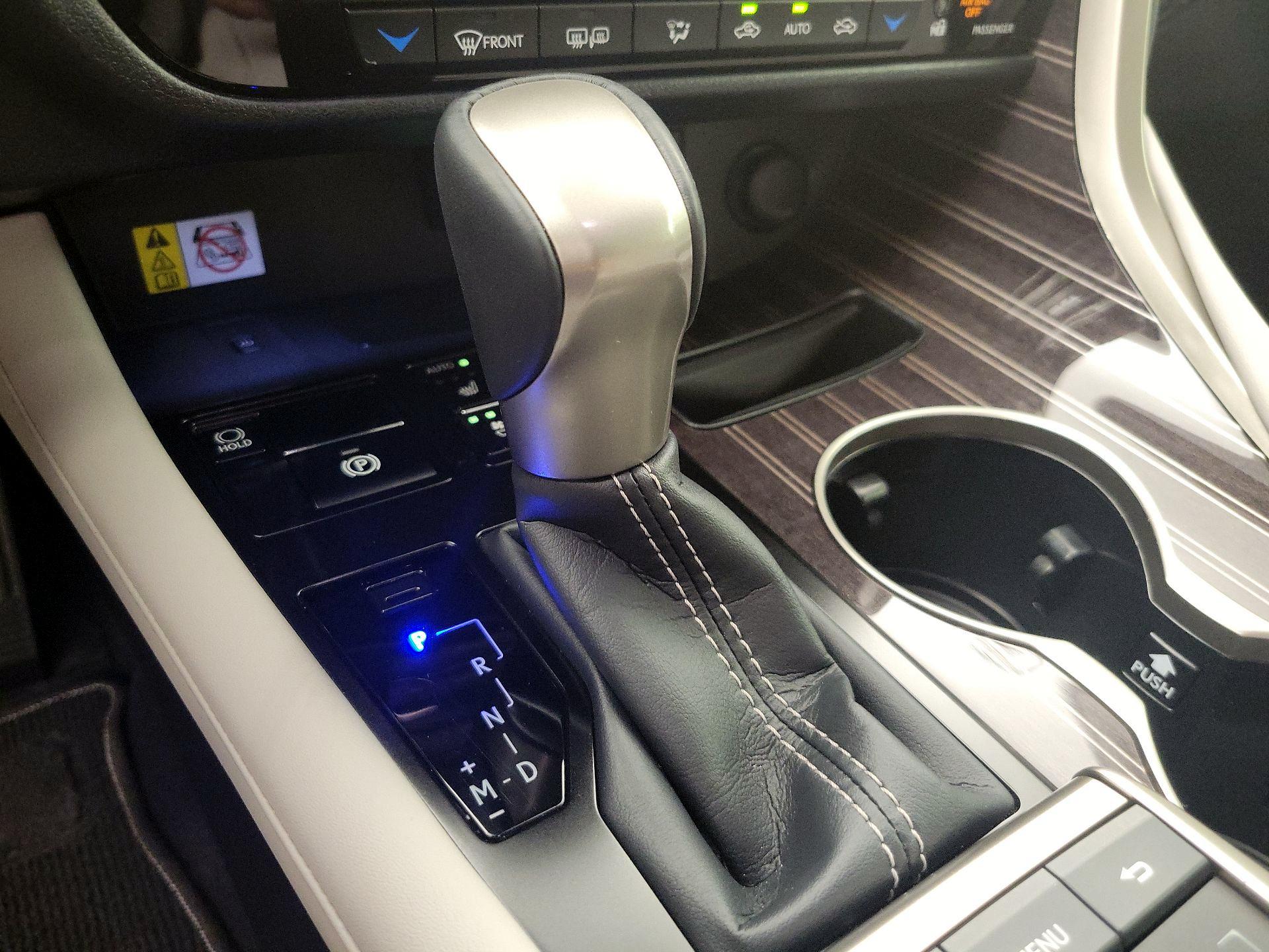 Thumbnail: 2022 Lexus RX - 18