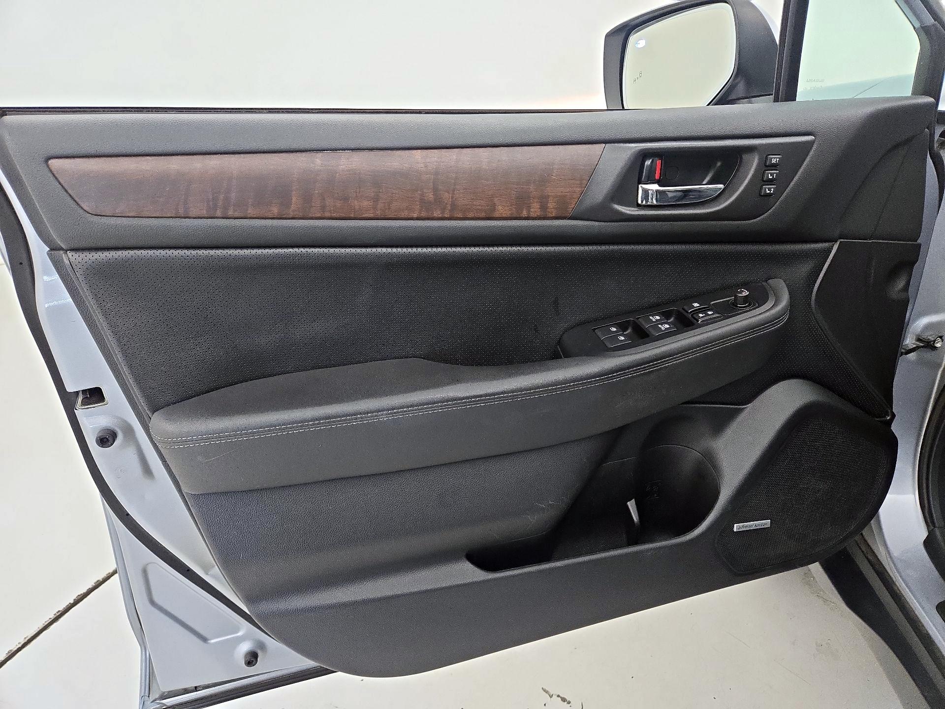 Thumbnail: 2016 Subaru Outback - 12