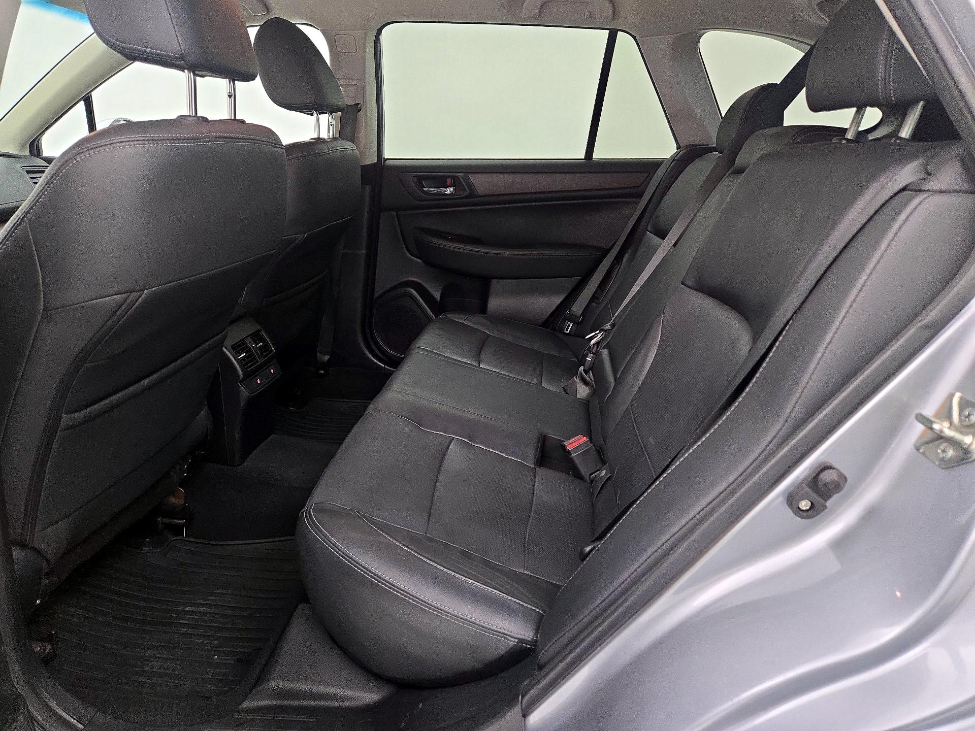 Thumbnail: 2016 Subaru Outback - 18