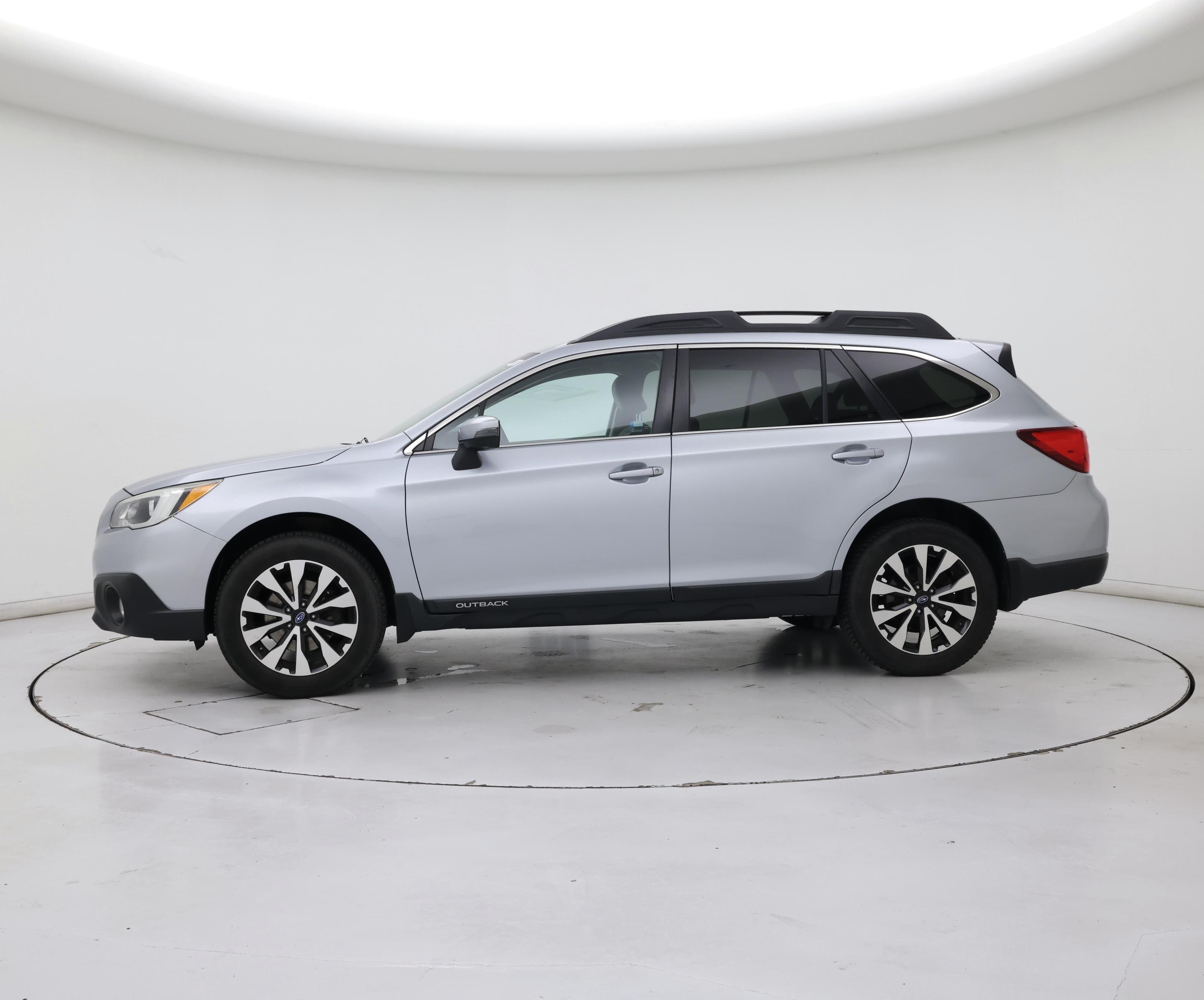 Thumbnail: 2016 Subaru Outback - 3