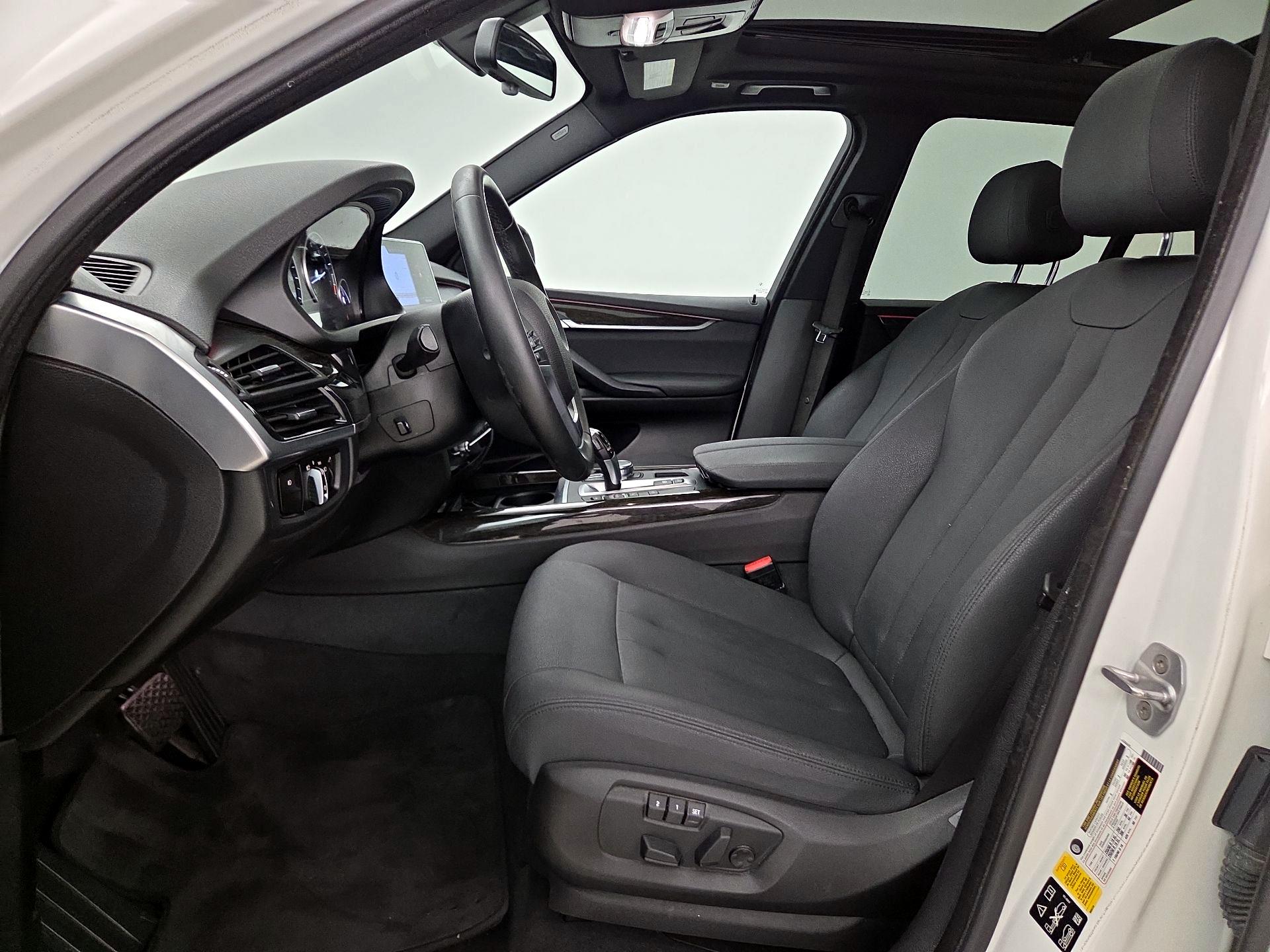 Thumbnail: 2017 BMW X5 - 11