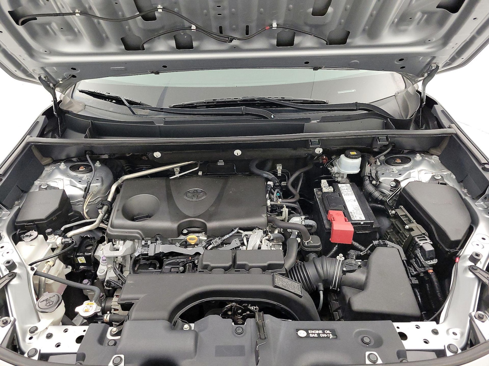 2019 Toyota RAV4 LE - Photo 22