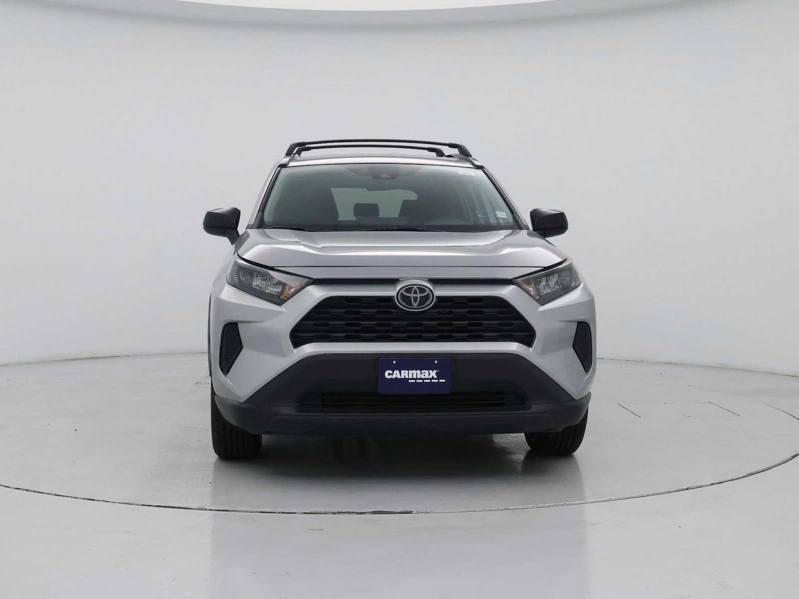 2019 Toyota RAV4 LE - Photo 6