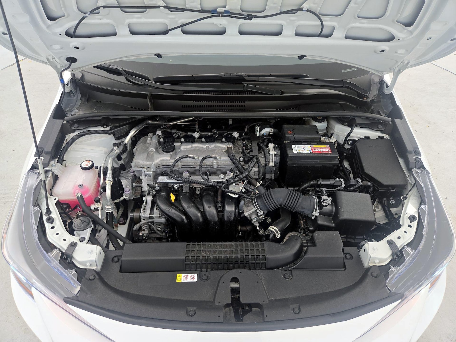 2022 Toyota Corolla LE - Photo 21