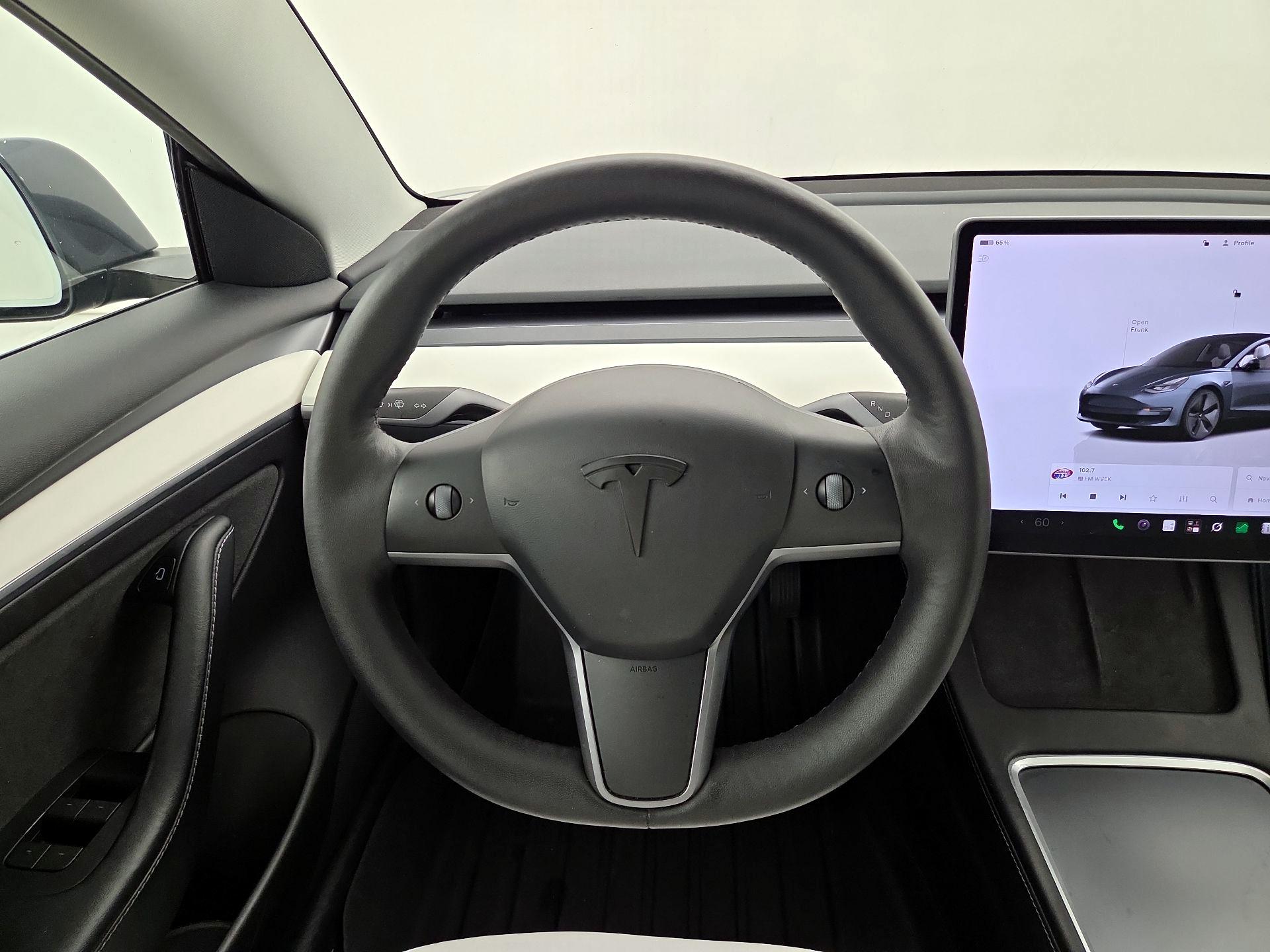 Thumbnail: 2022 Tesla Model 3 - 10